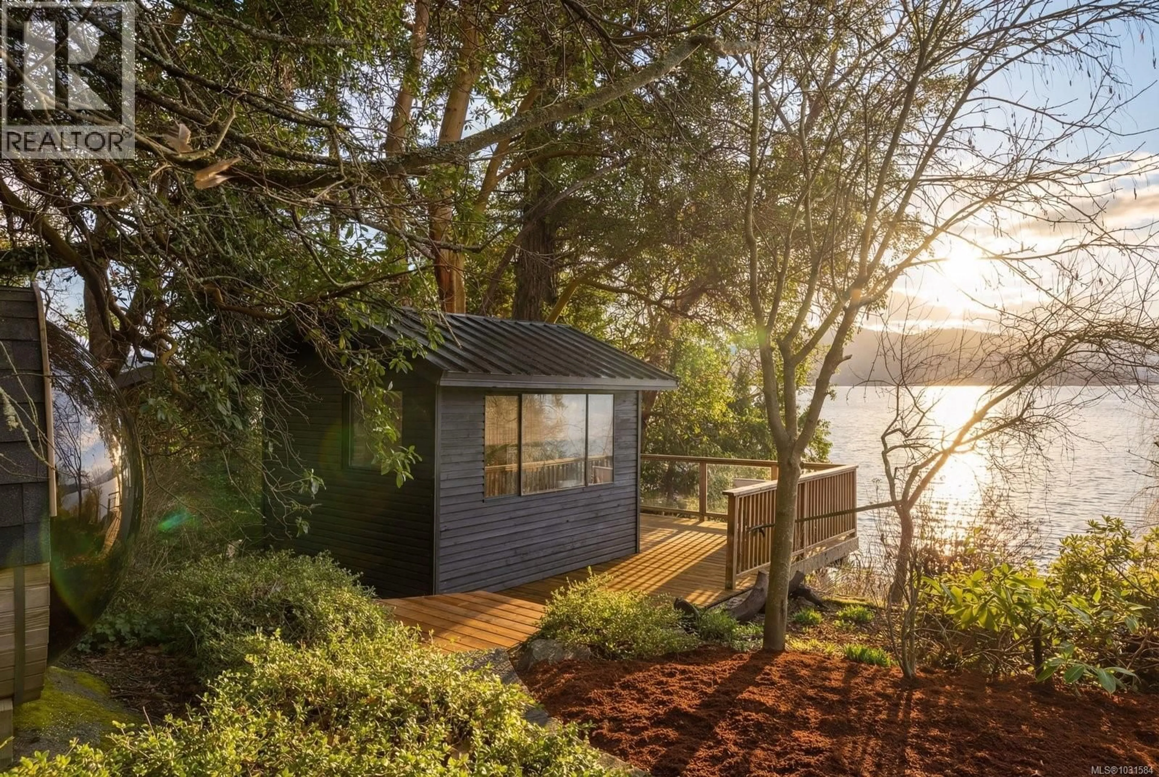 Shed for 643 SENANUS DRIVE, Central Saanich British Columbia V8M1S6