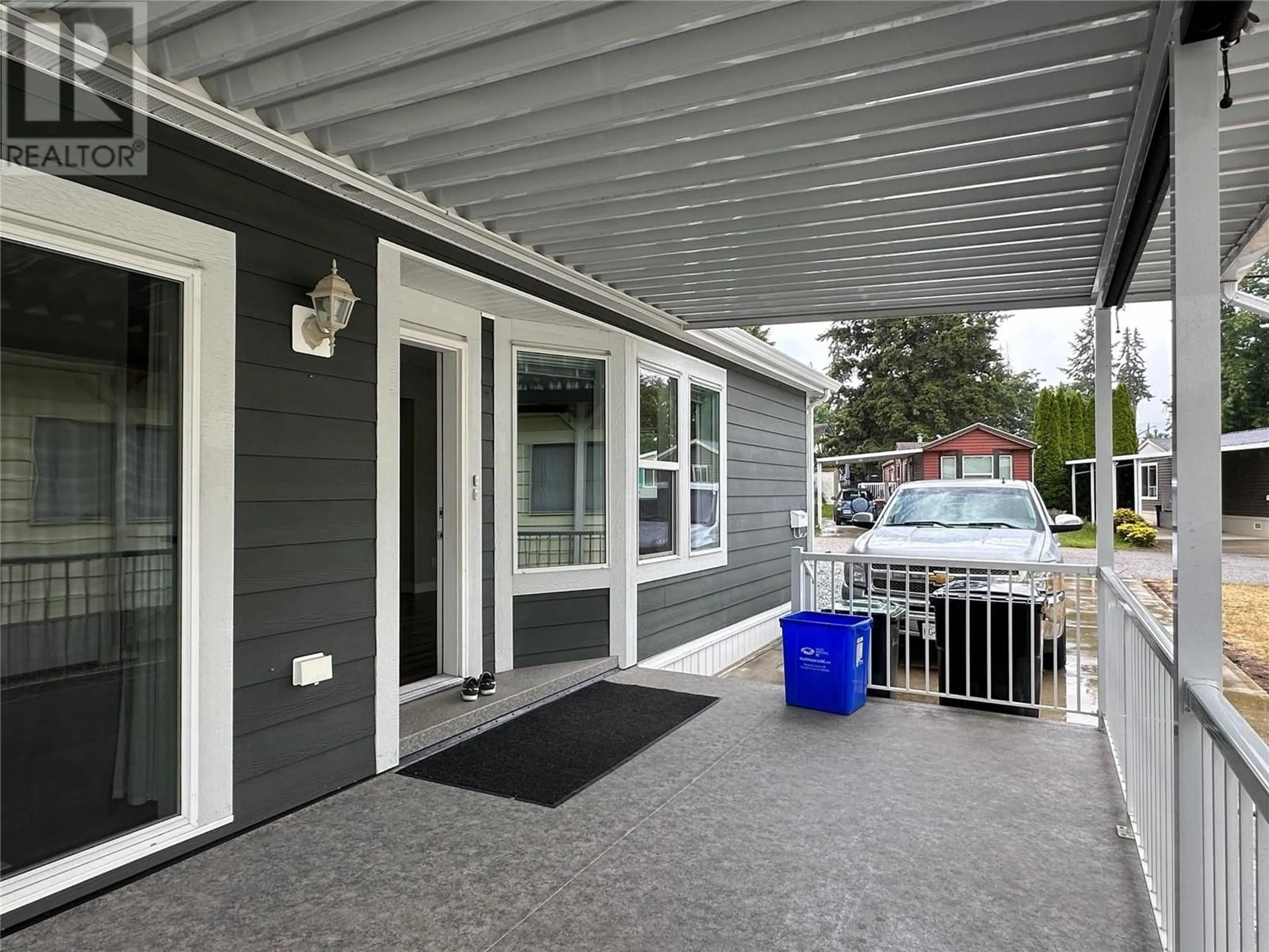 Home with vinyl exterior material, unknown for 8 - 4701 PLEASANT VALLEY DRIVE ROAD, Vernon British Columbia V1T4M7