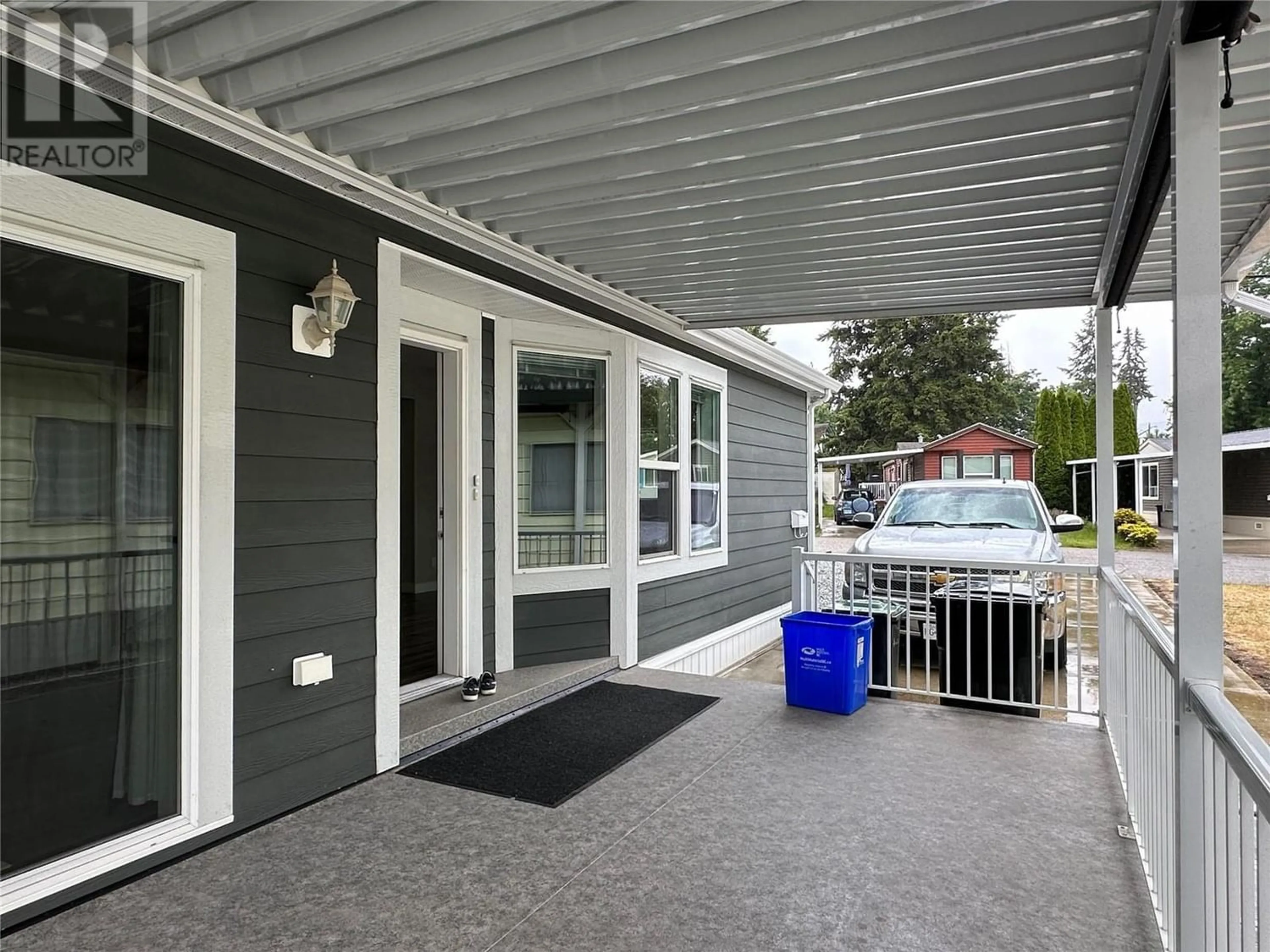 Home with vinyl exterior material for 4701 Pleasant Valley Drive Road Unit# 8, Vernon British Columbia V1T4M7