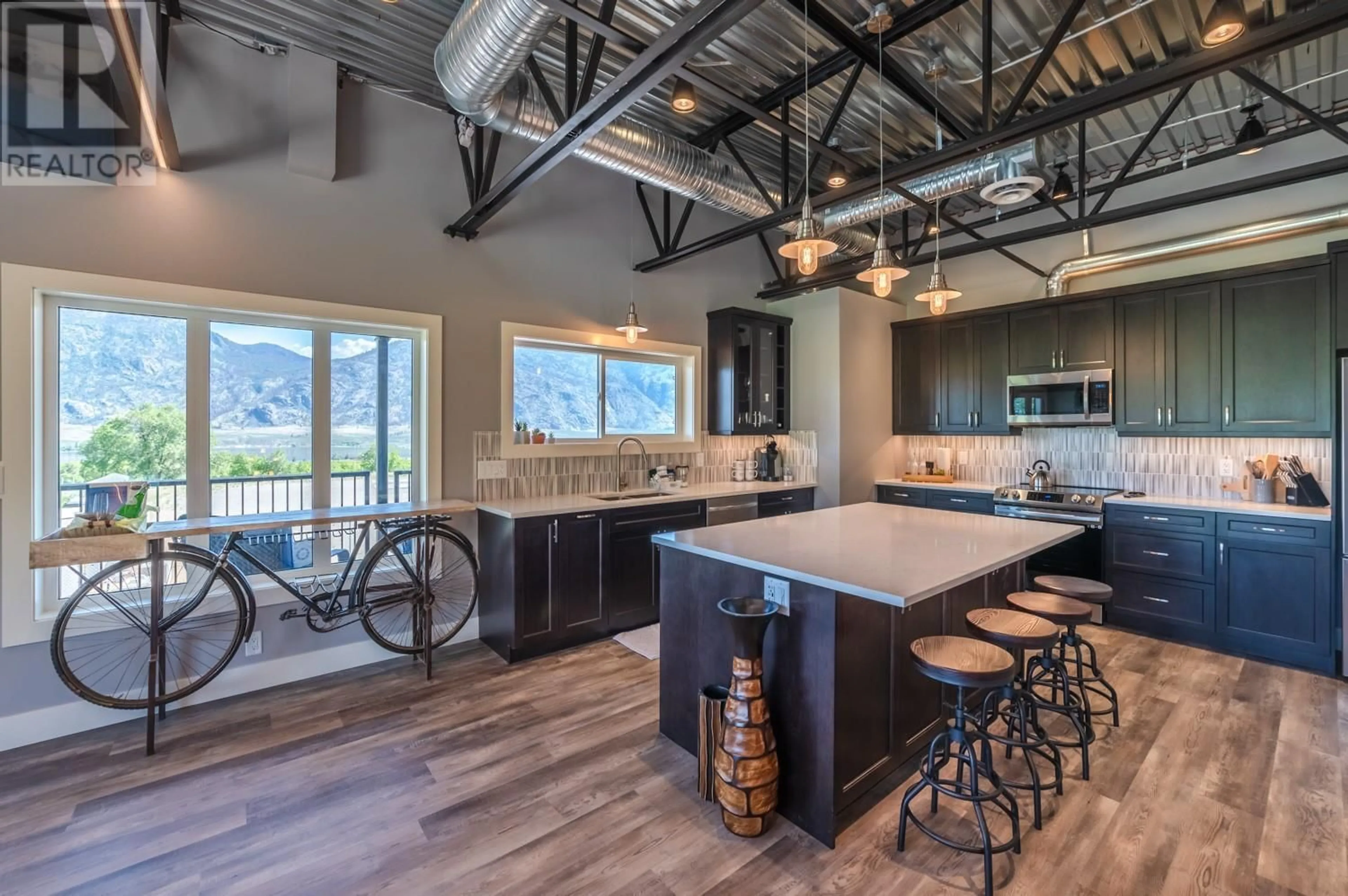 Rustic kitchen for 32 Empire Street Unit# 7, Osoyoos British Columbia V0H1V5