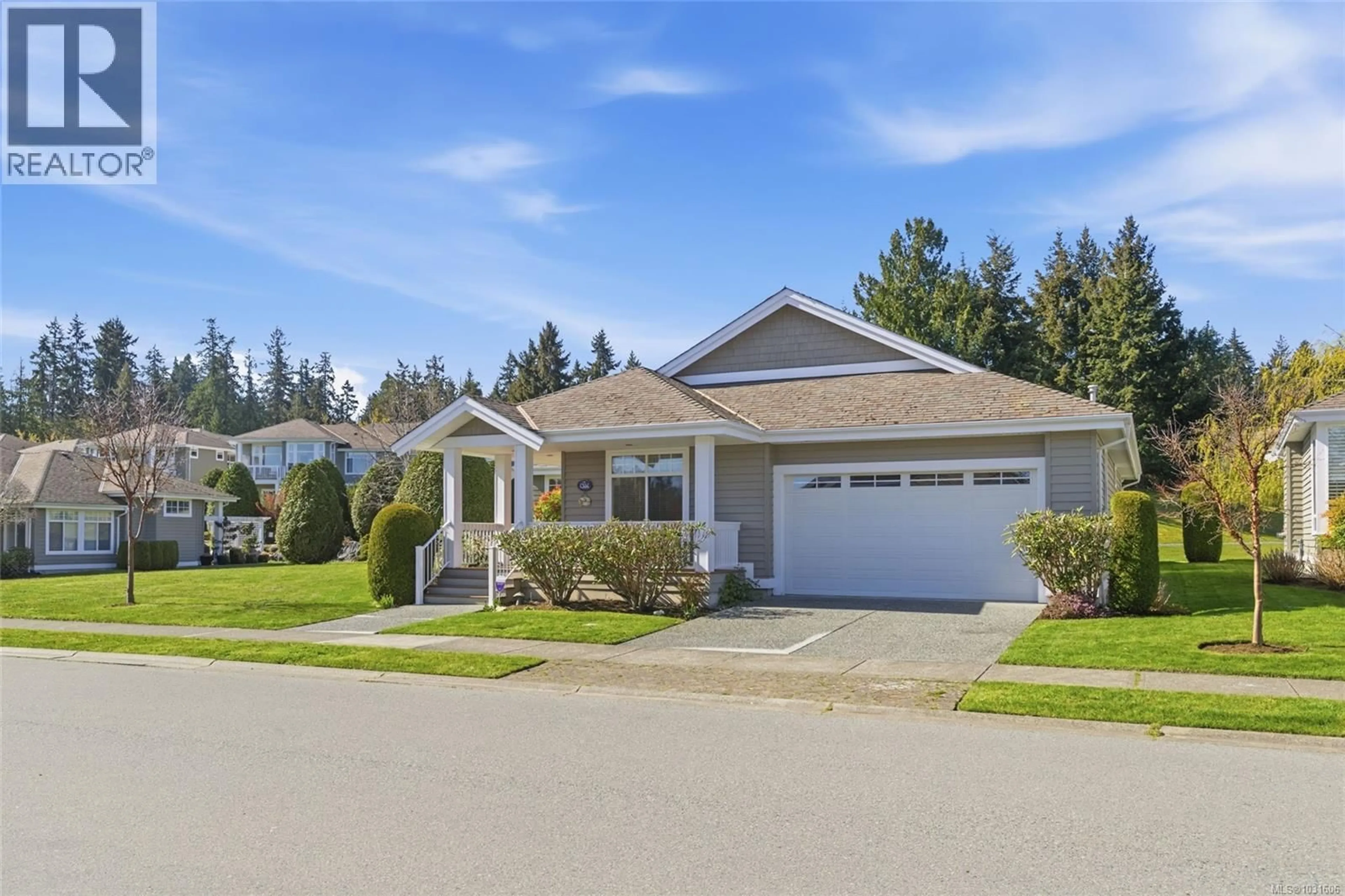 Home with vinyl exterior material, street for 1386 GABRIOLA DRIVE, Parksville British Columbia V9P2T5