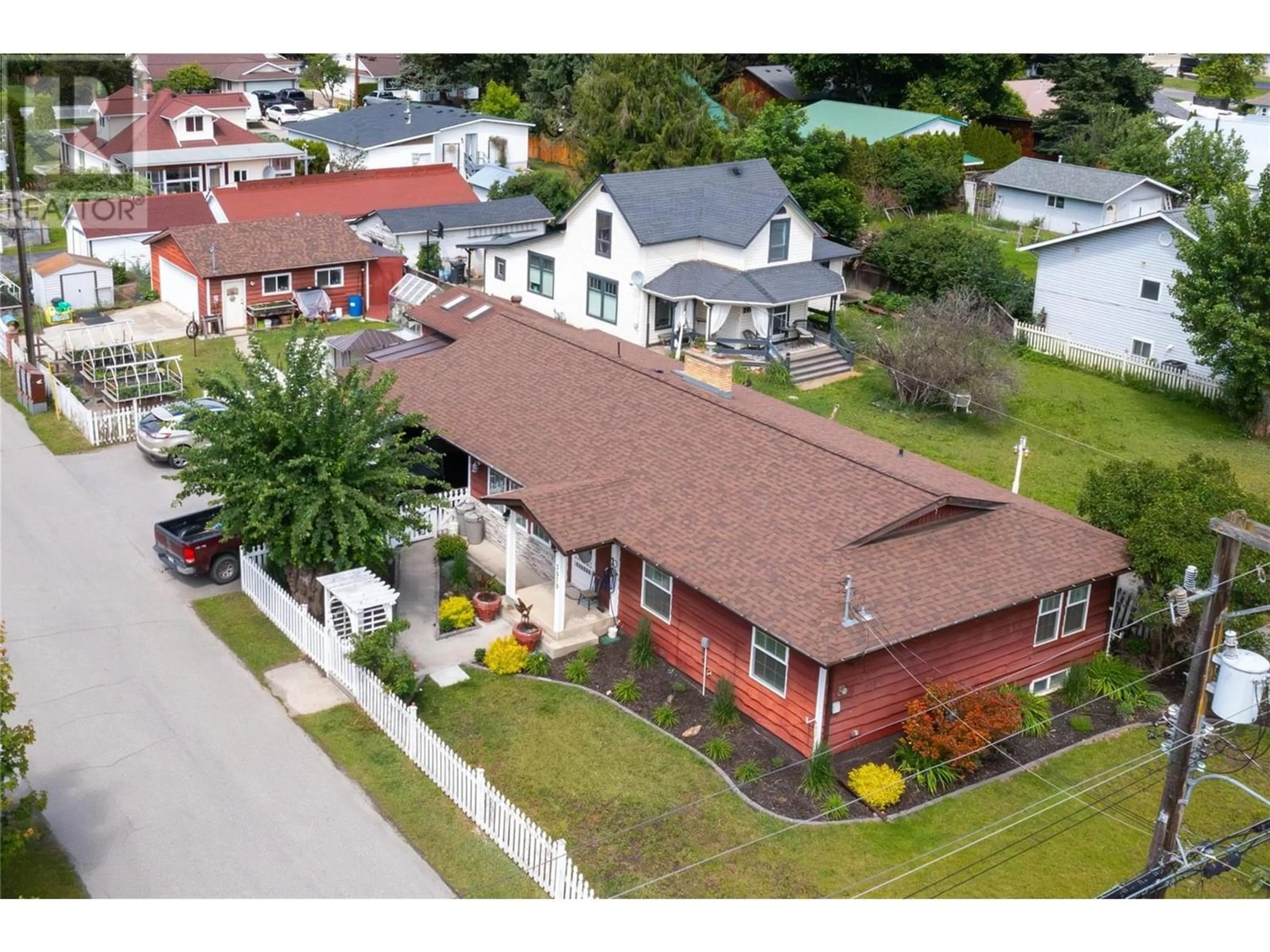 Frontside or backside of a home for 3010 Douglas Avenue, Armstrong British Columbia V1B1B2