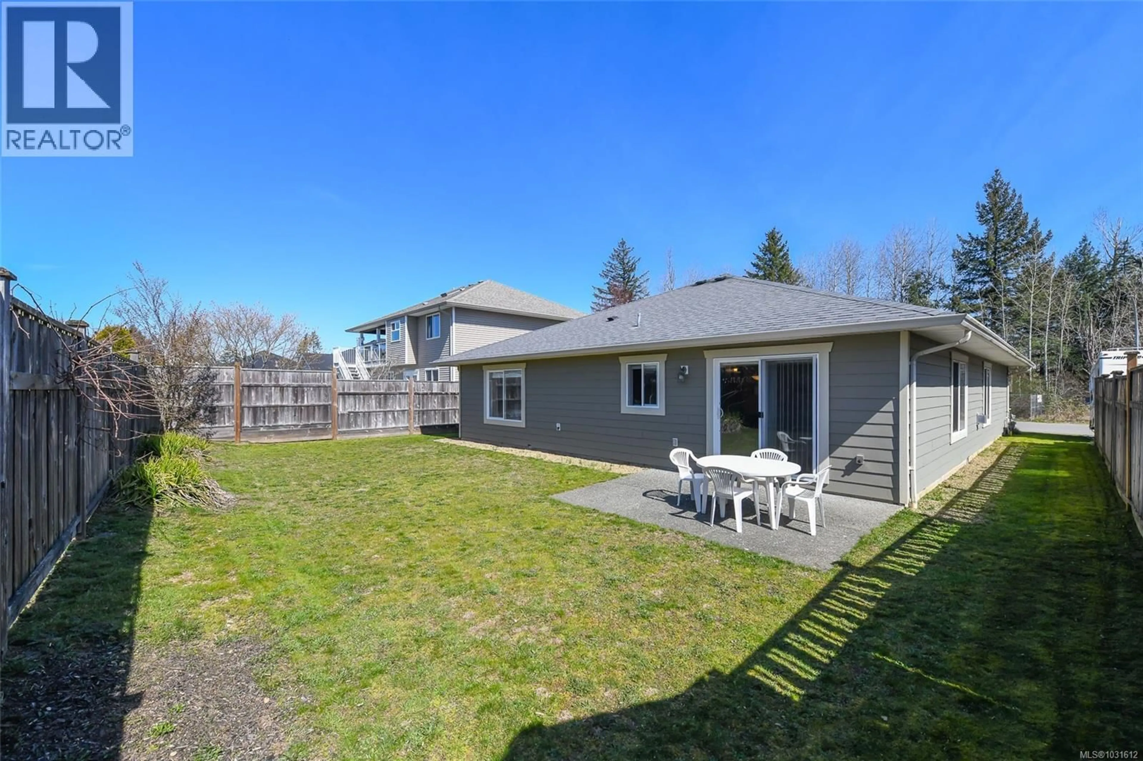 Patio, street for 831 ASPEN ROAD, Comox British Columbia V9M4H9