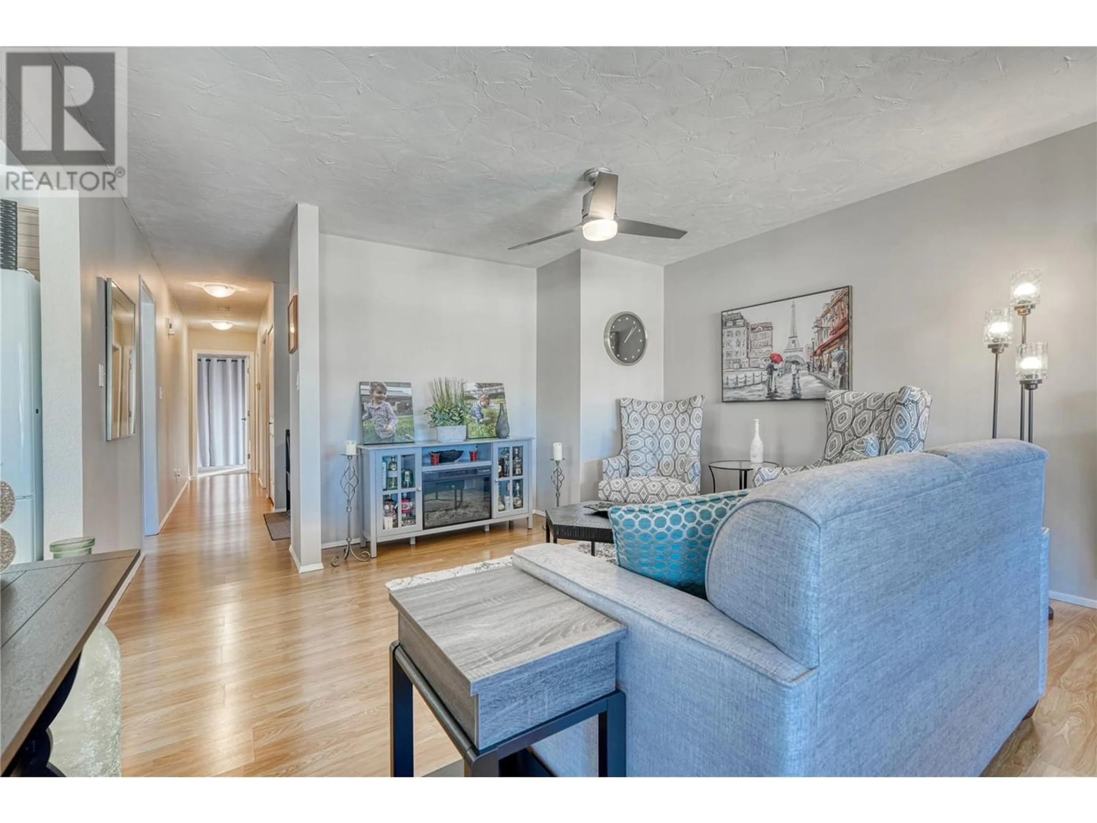 Living room for 62 Dauphin Avenue Unit# 202, Penticton British Columbia V2A6V8