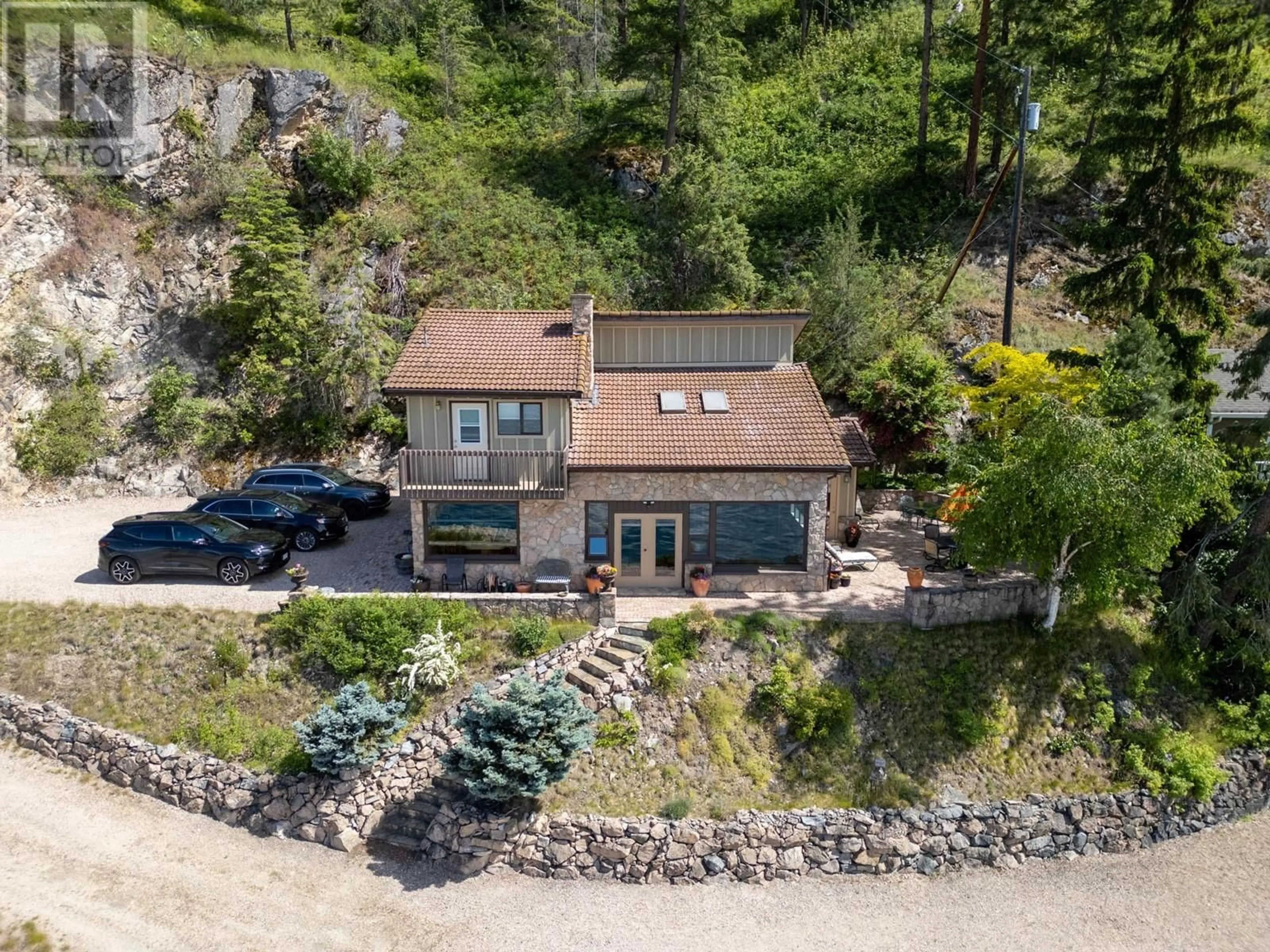 A pic from outside/outdoor area/front of a property/back of a property/a pic from drone, unknown for 9222 SMITH ROAD, Vernon British Columbia V1H1K2