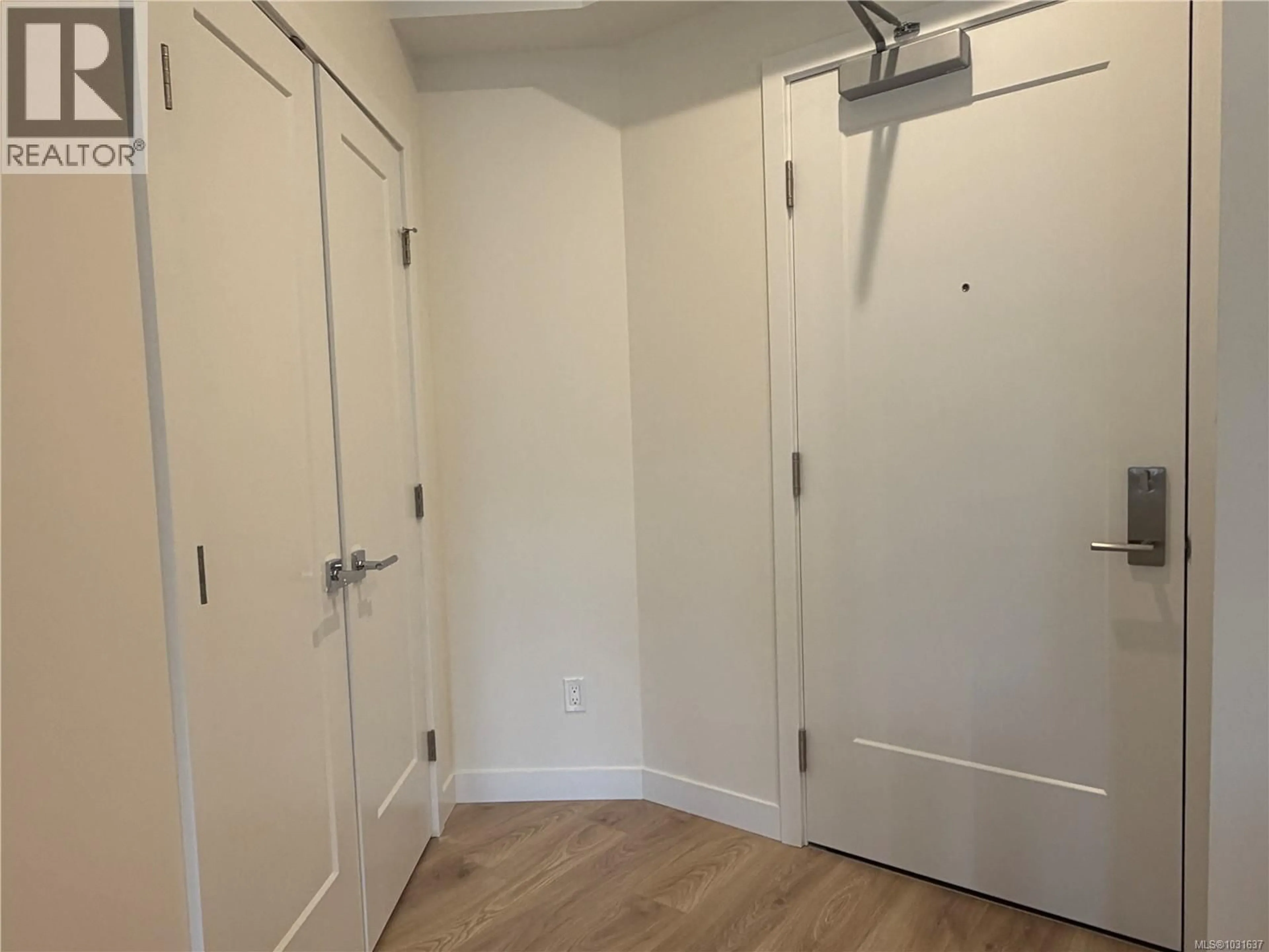 A pic of a room for 401 - 2000 WEST PARK LANE, View Royal British Columbia V9B3R7