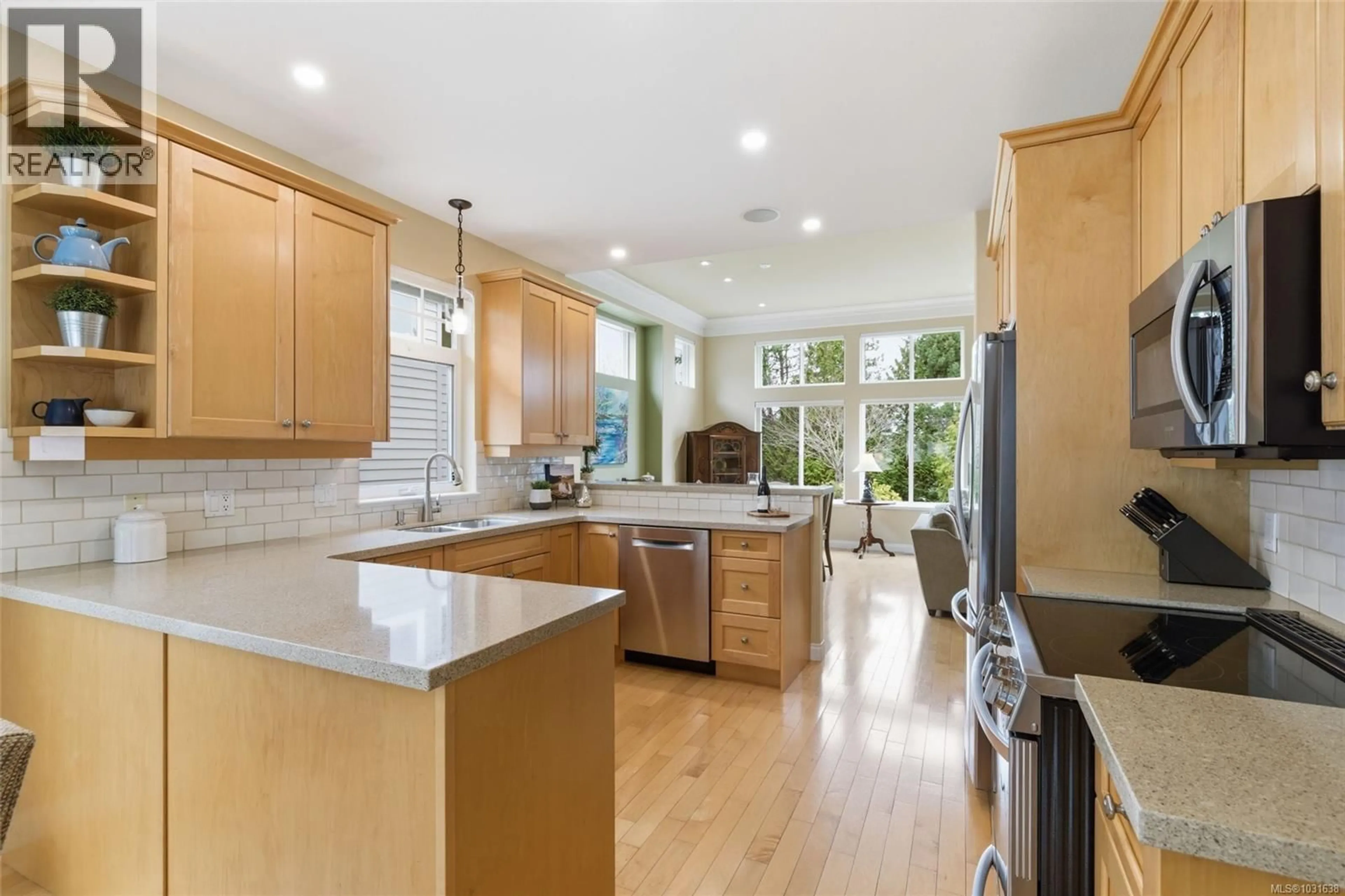 Open concept kitchen, ceramic/tile floor for 1403 CAPE COD DRIVE, Parksville British Columbia V9P2Y4