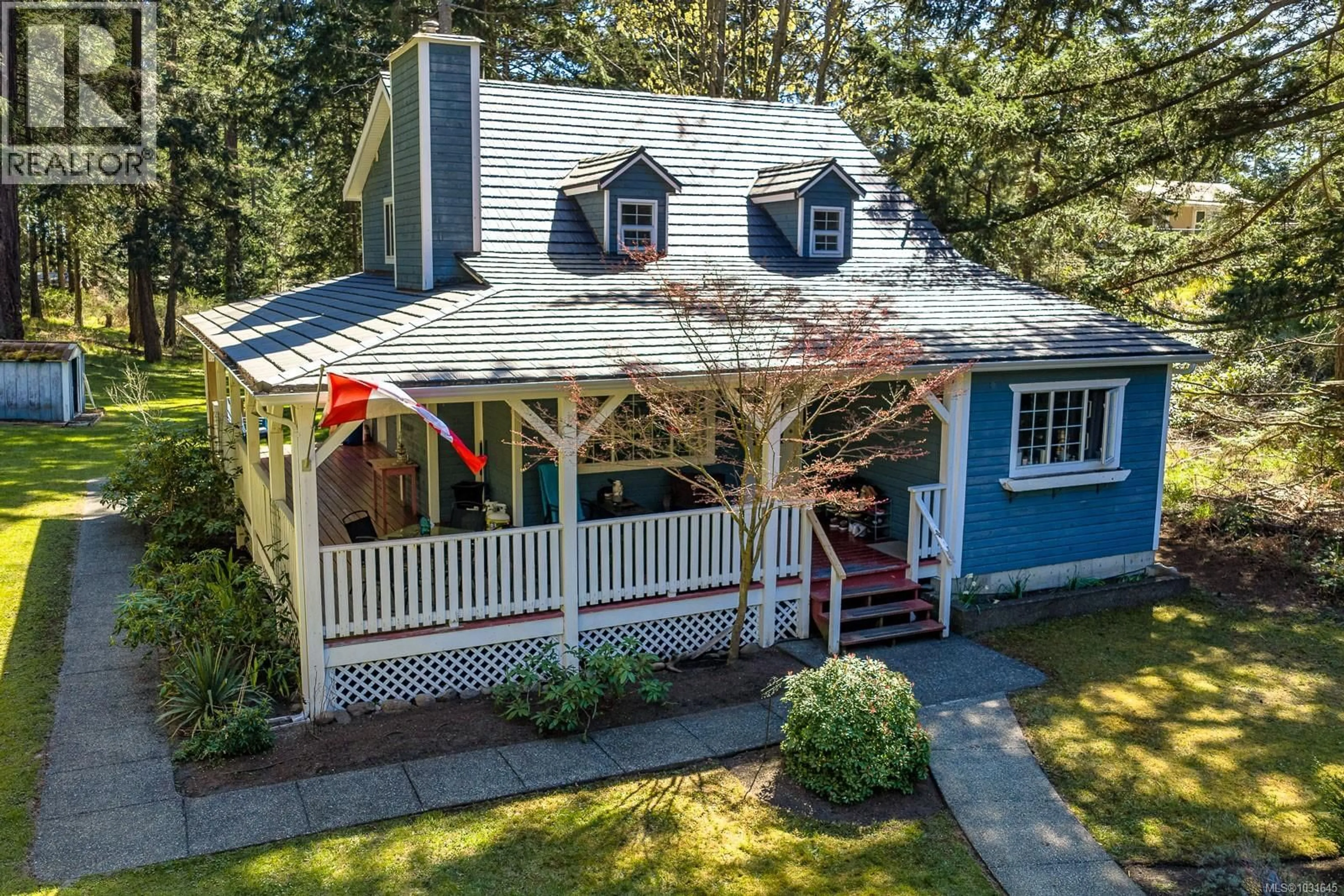 A pic from outside/outdoor area/front of a property/back of a property/a pic from drone, street for 745 LAZO ROAD, Comox British Columbia V9M3V6