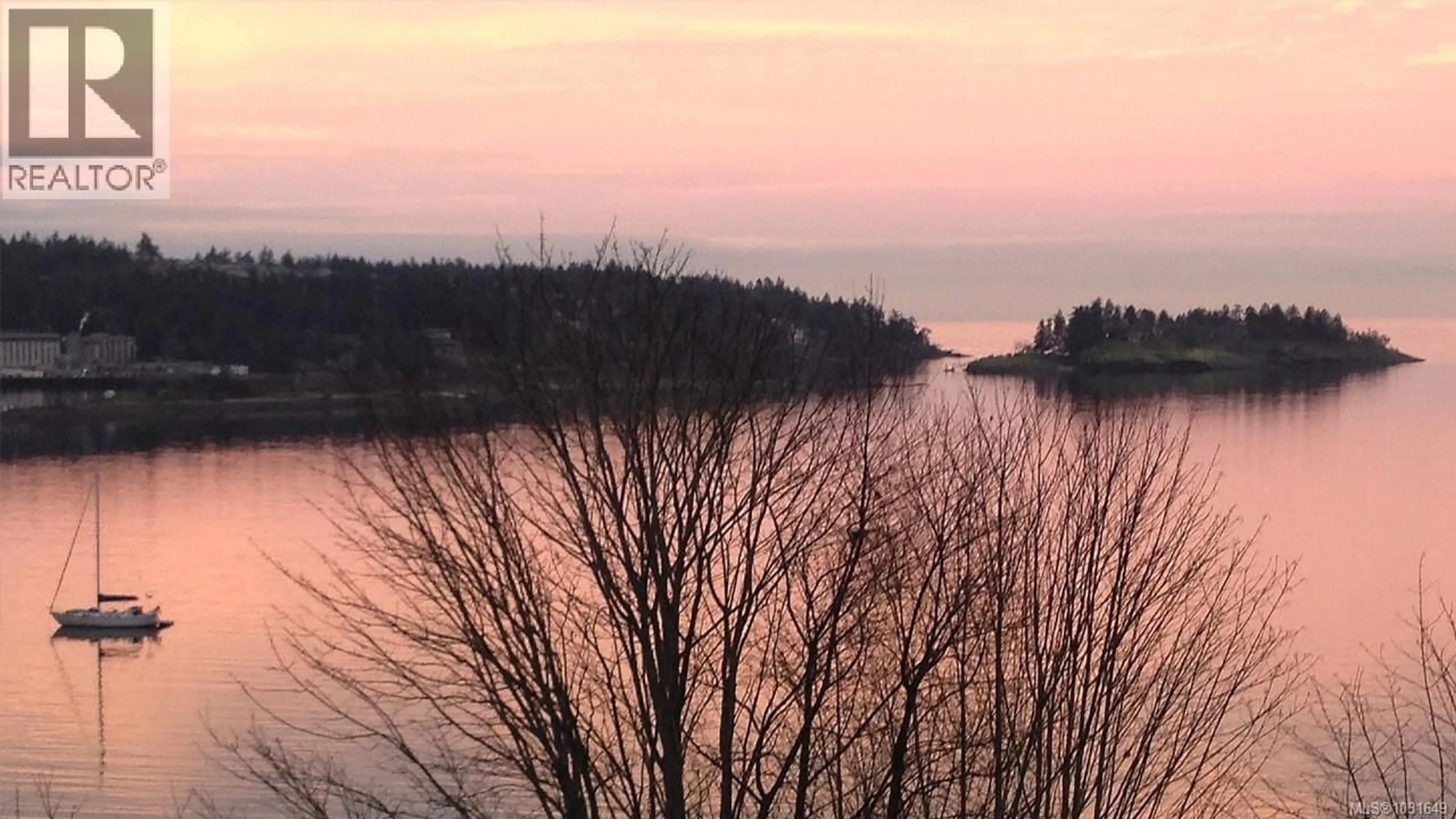 Blurry image for 205 - 2560 DEPARTURE BAY ROAD, Nanaimo British Columbia V9S5P1