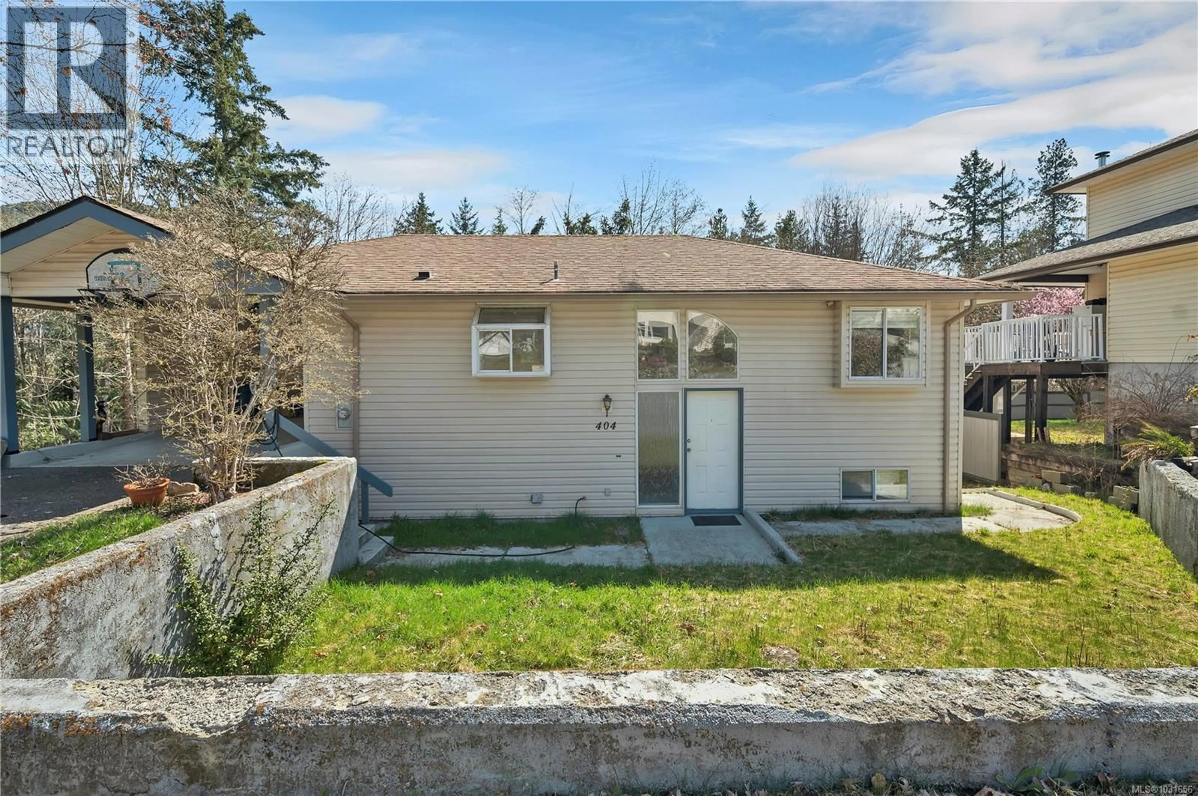 Unknown for 404 DONNER DRIVE, Gold River British Columbia V0P1G0