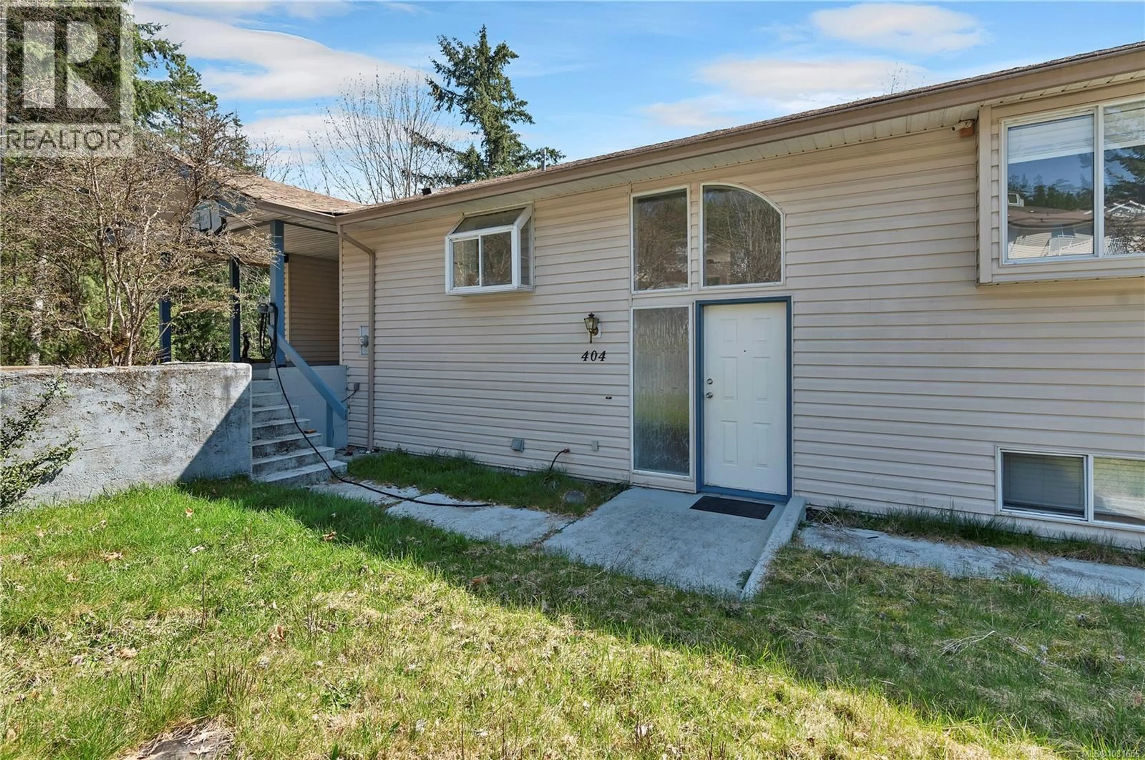 Unknown for 404 DONNER DRIVE, Gold River British Columbia V0P1G0