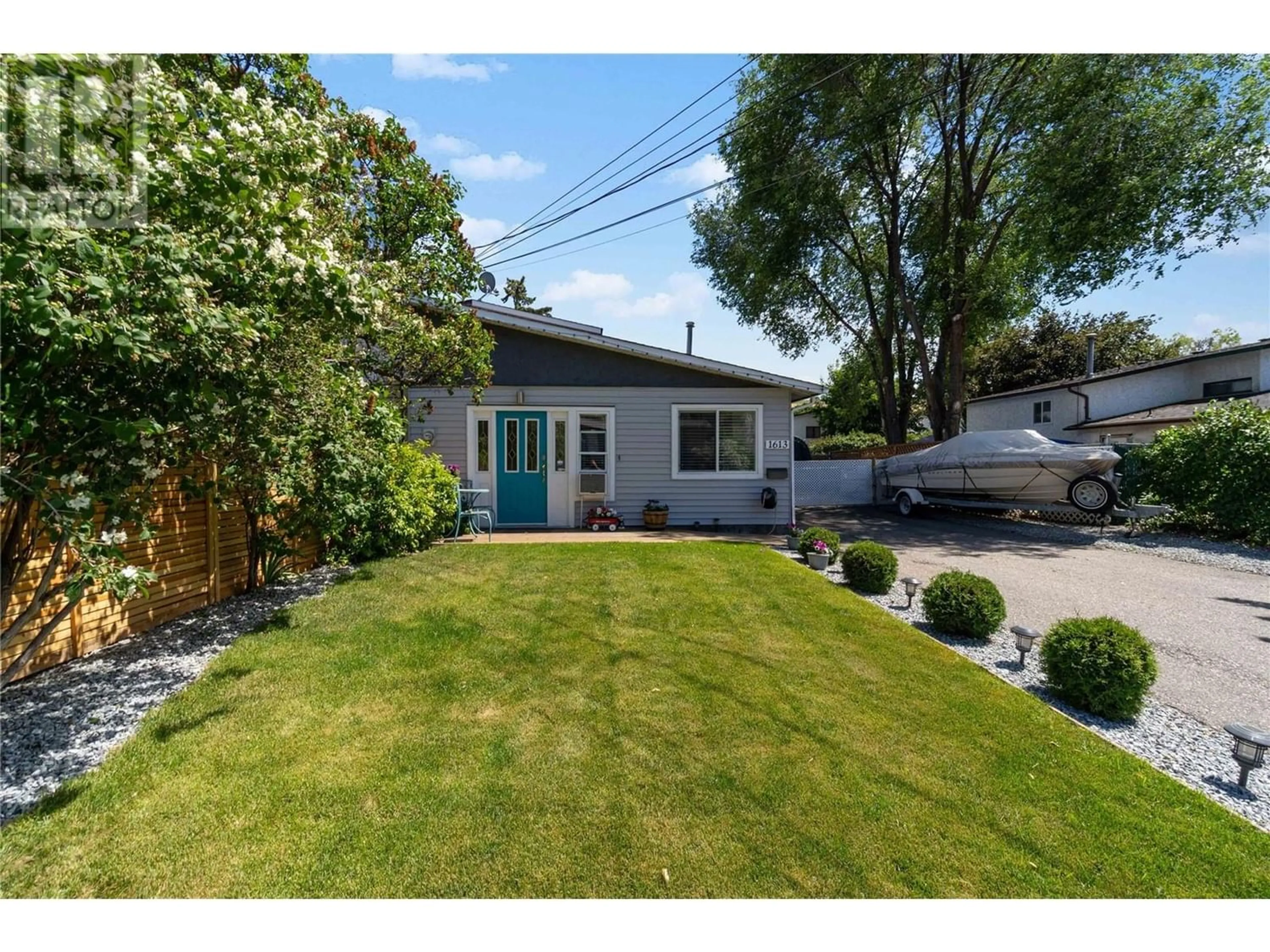 Frontside or backside of a home for 1613 45 Street, Vernon British Columbia V1T7P9