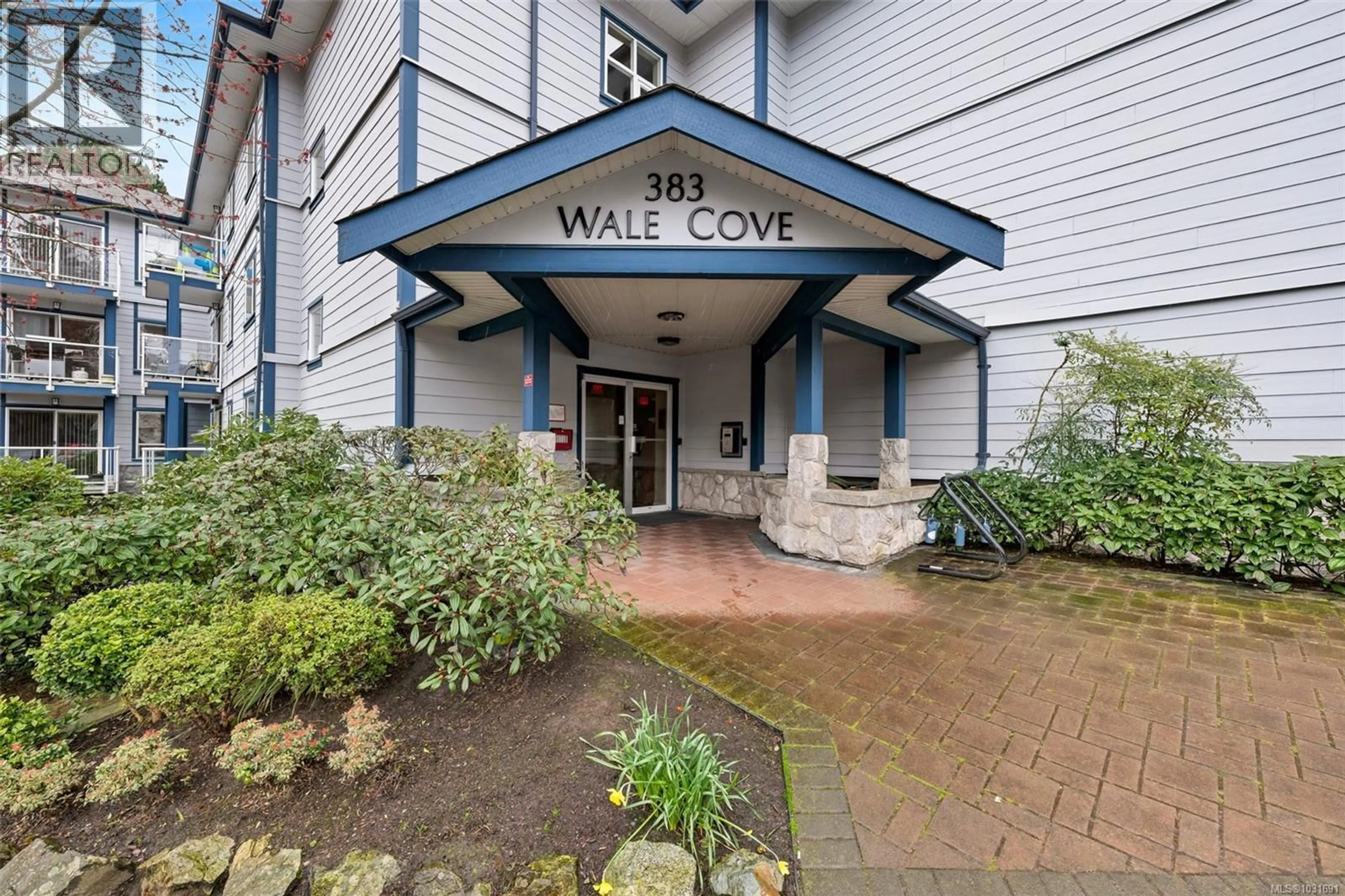 Indoor foyer for 211 - 383 WALE ROAD, Colwood British Columbia V9B2P9