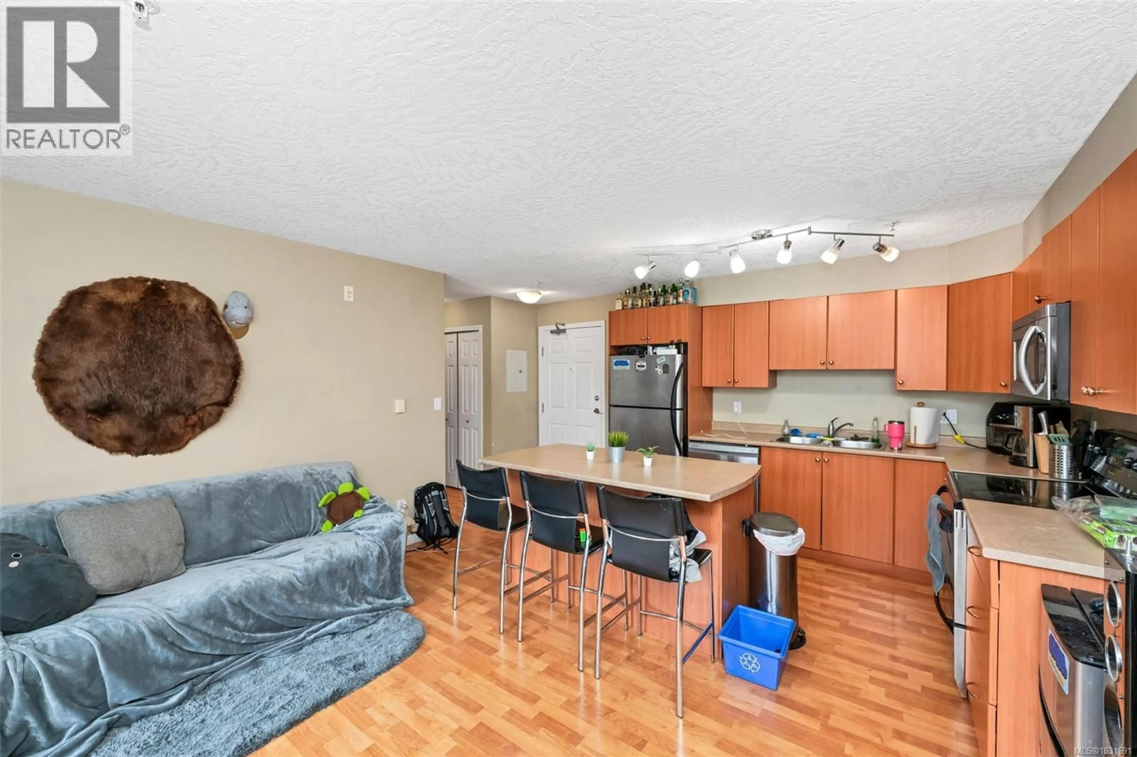 Open concept kitchen, unknown for 211 - 383 WALE ROAD, Colwood British Columbia V9B2P9