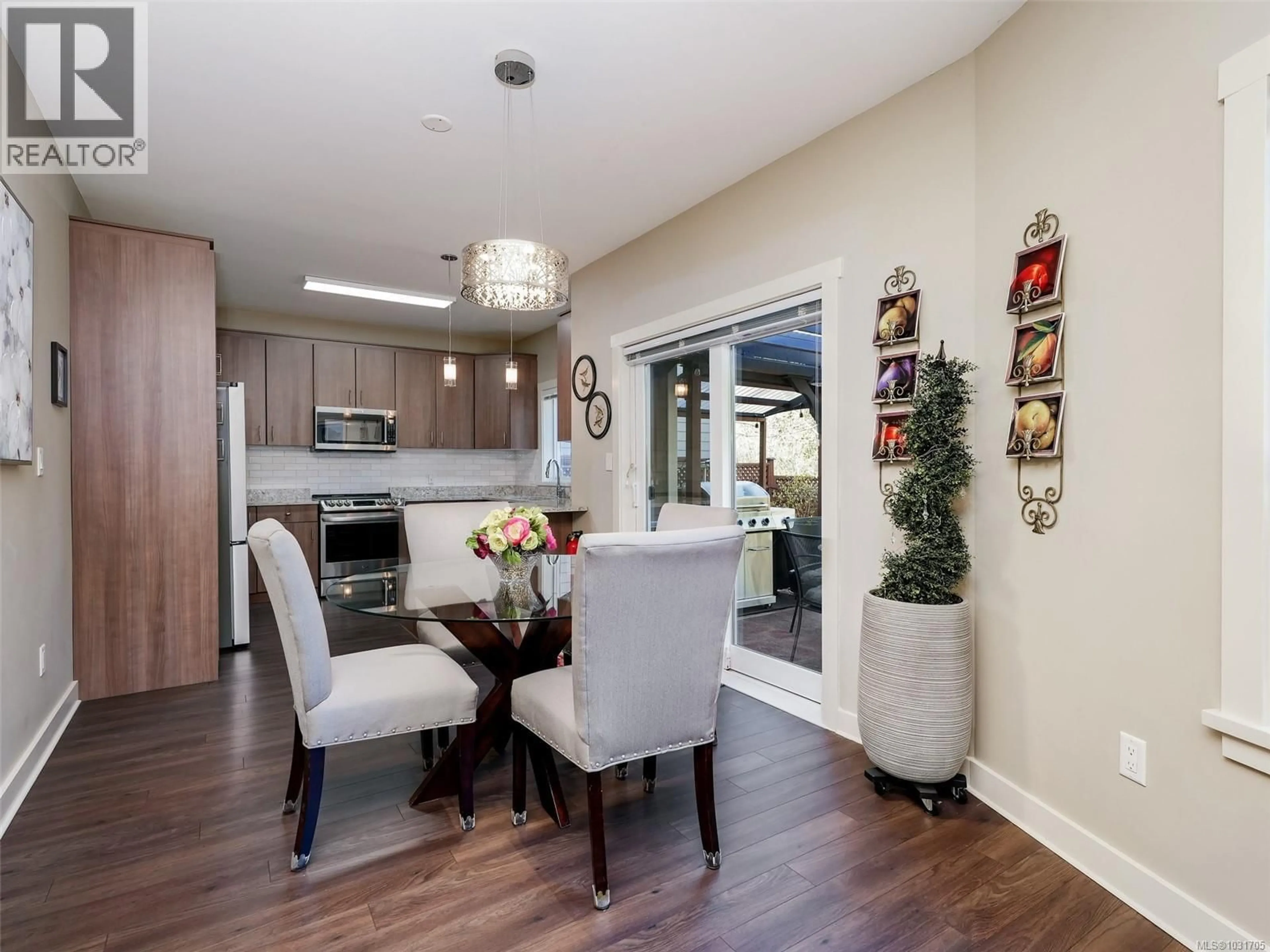 Open concept kitchen, unknown for 1032 BRAEBURN AVENUE, Langford British Columbia V9C2Y2