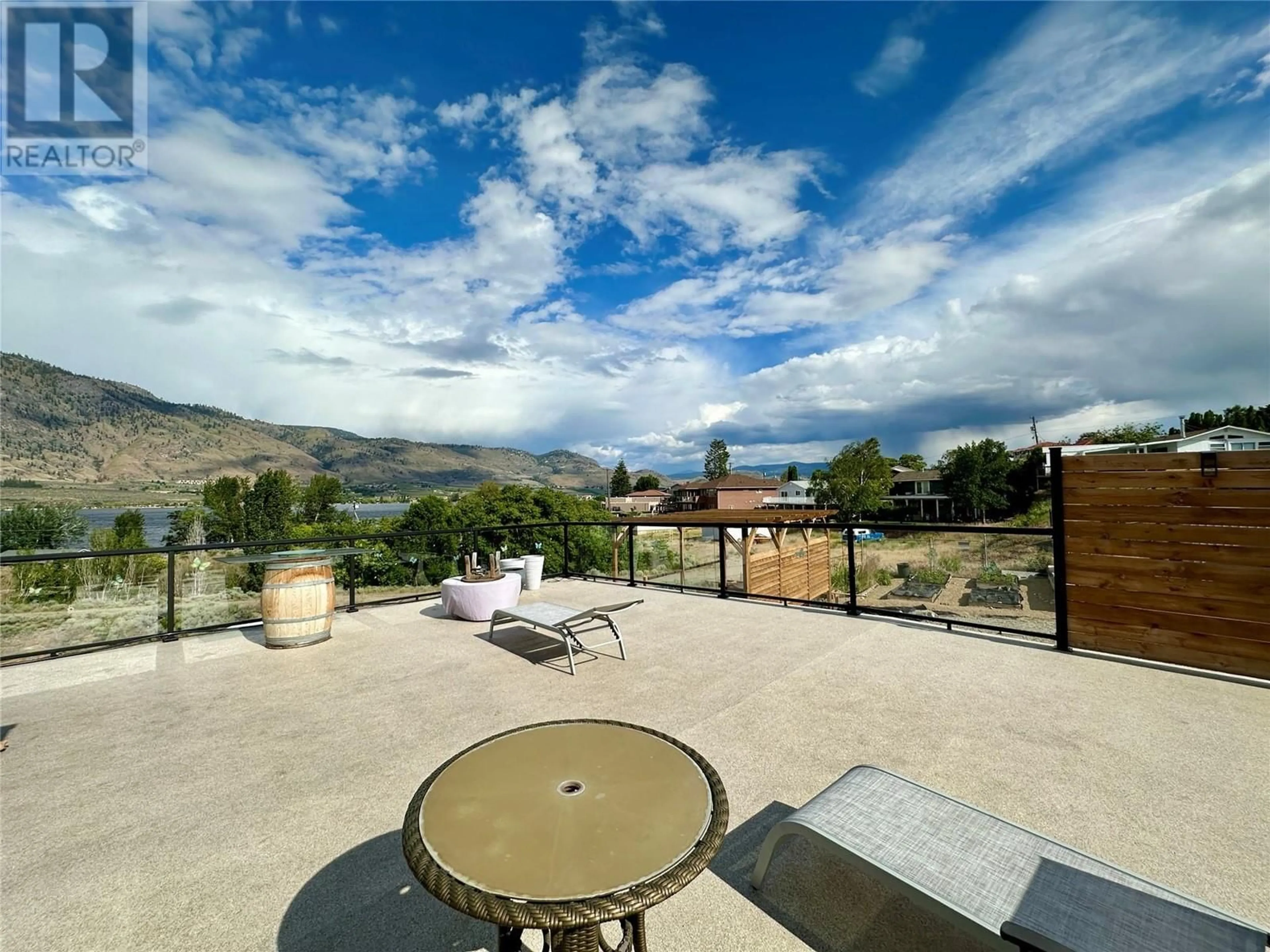 Patio for 8307 92nd Avenue, Osoyoos British Columbia V0H1V2