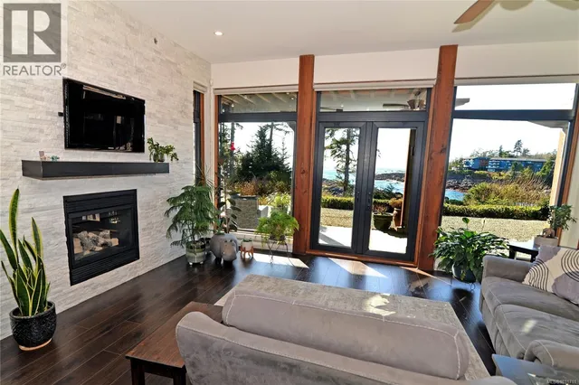 108 - 554 MARINE DRIVE, Ucluelet 2