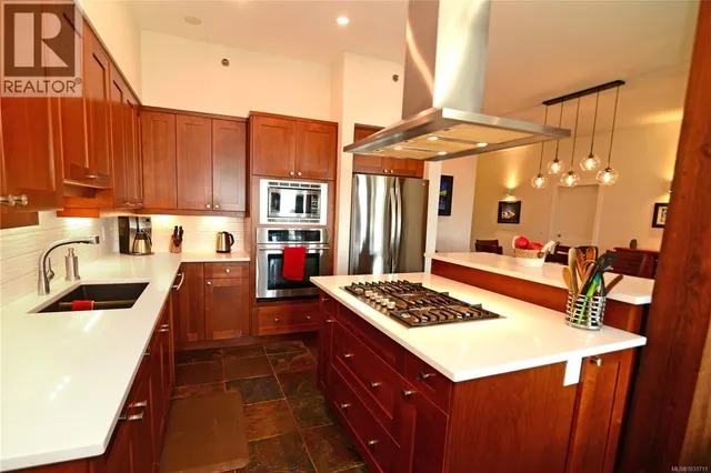 108 - 554 MARINE DRIVE, Ucluelet 4