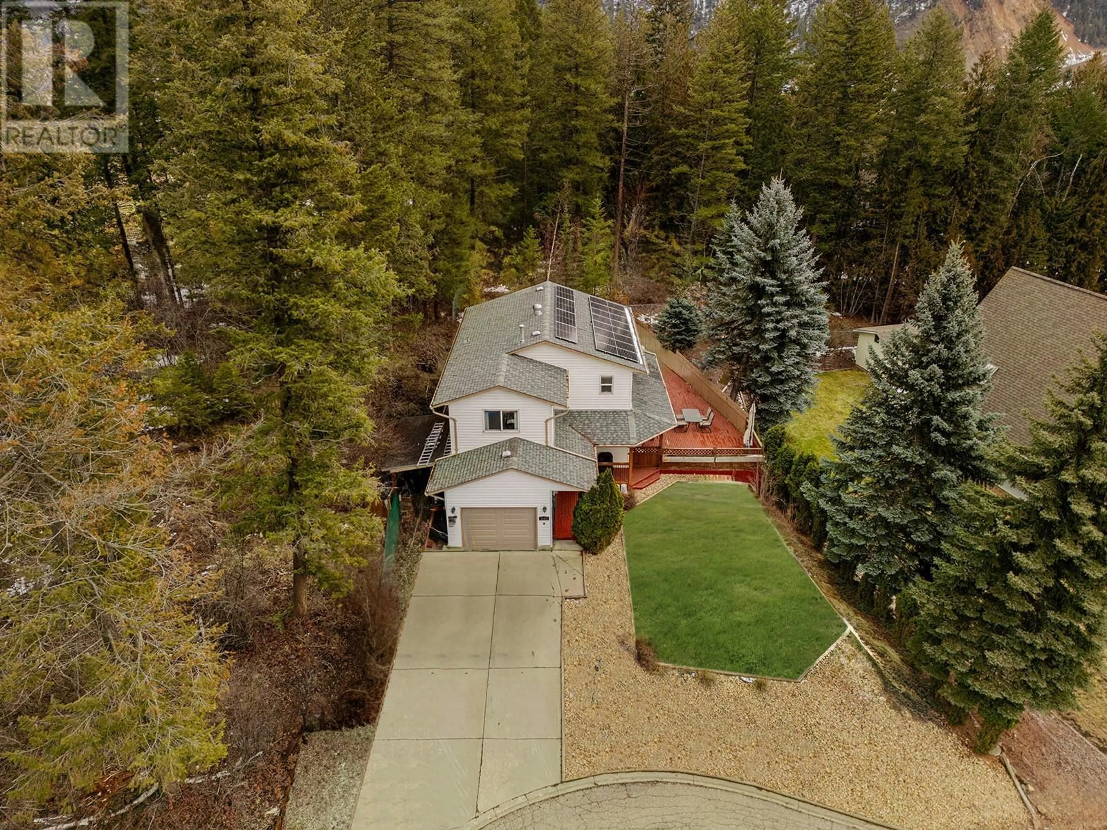 Frontside or backside of a home for 2385 Fir Avenue, Lumby British Columbia V0E2G5