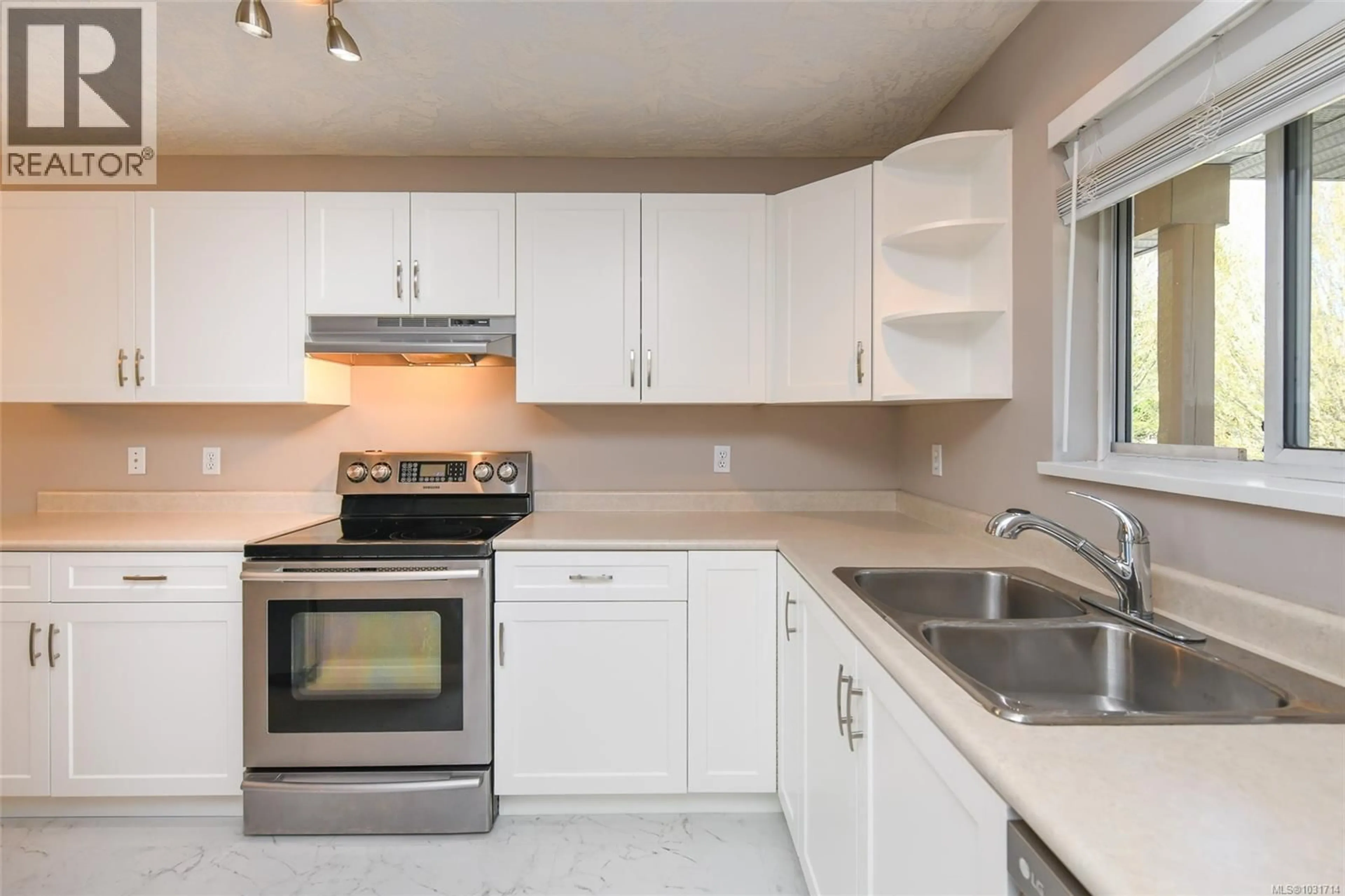 Standard kitchen, unknown for 205 - 4692 ALDERWOOD PLACE, Courtenay British Columbia V9N9A1