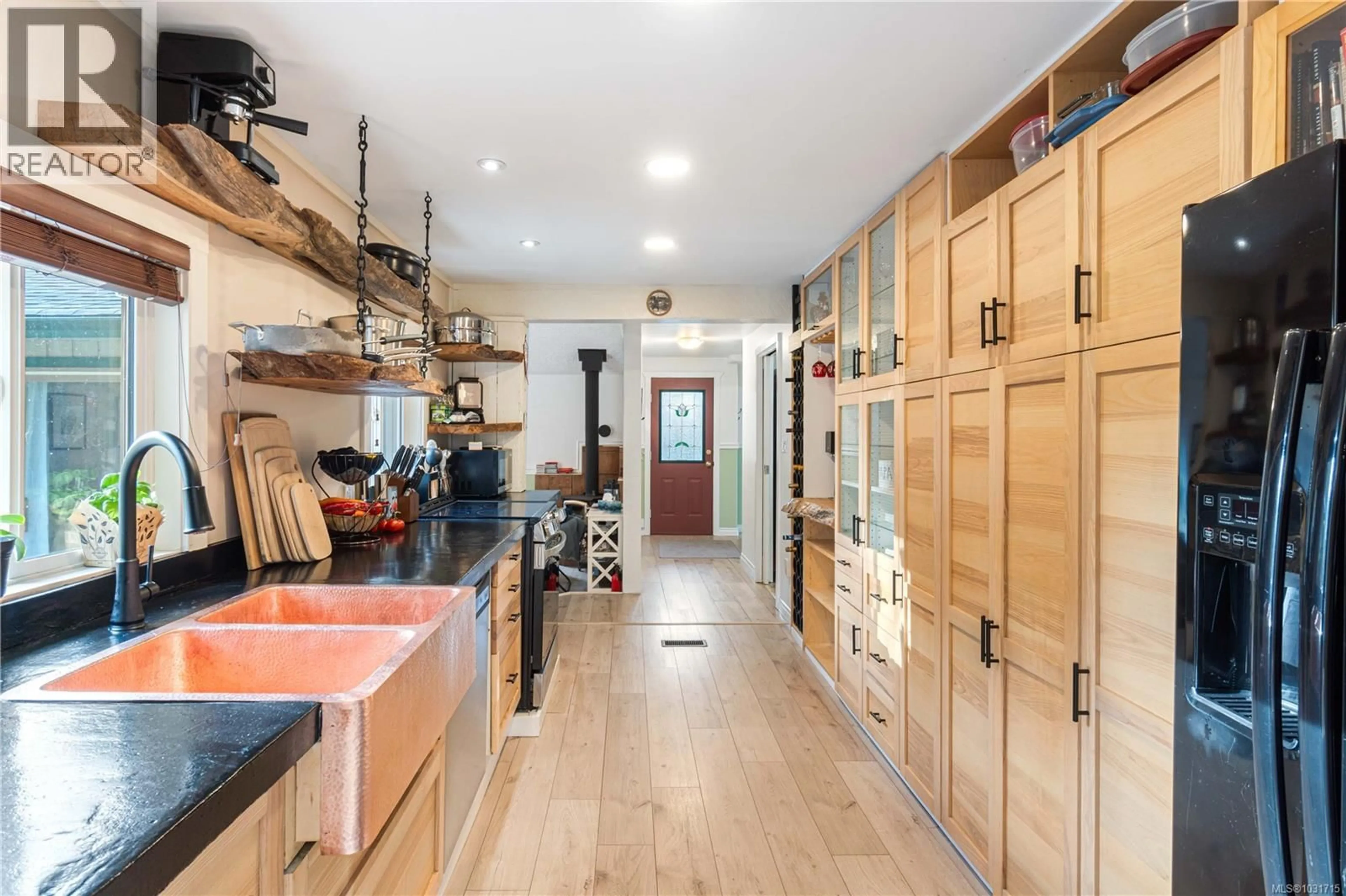 Unknown for 3872 ISLAND HIGHWAY WEST, Qualicum Beach British Columbia V9K2G9