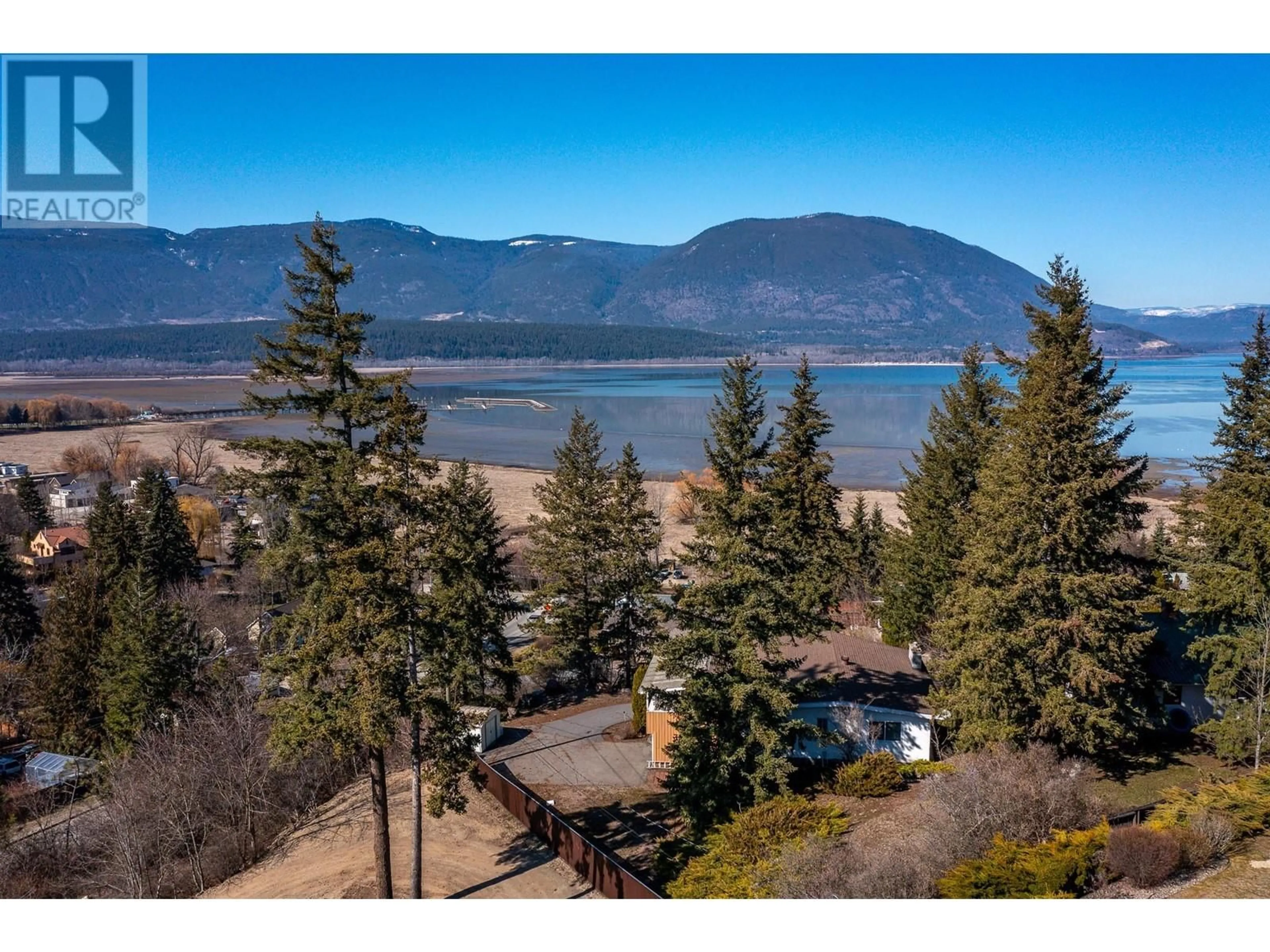 Lakeview for 1020 12 Street NE, Salmon Arm British Columbia V1E2V6