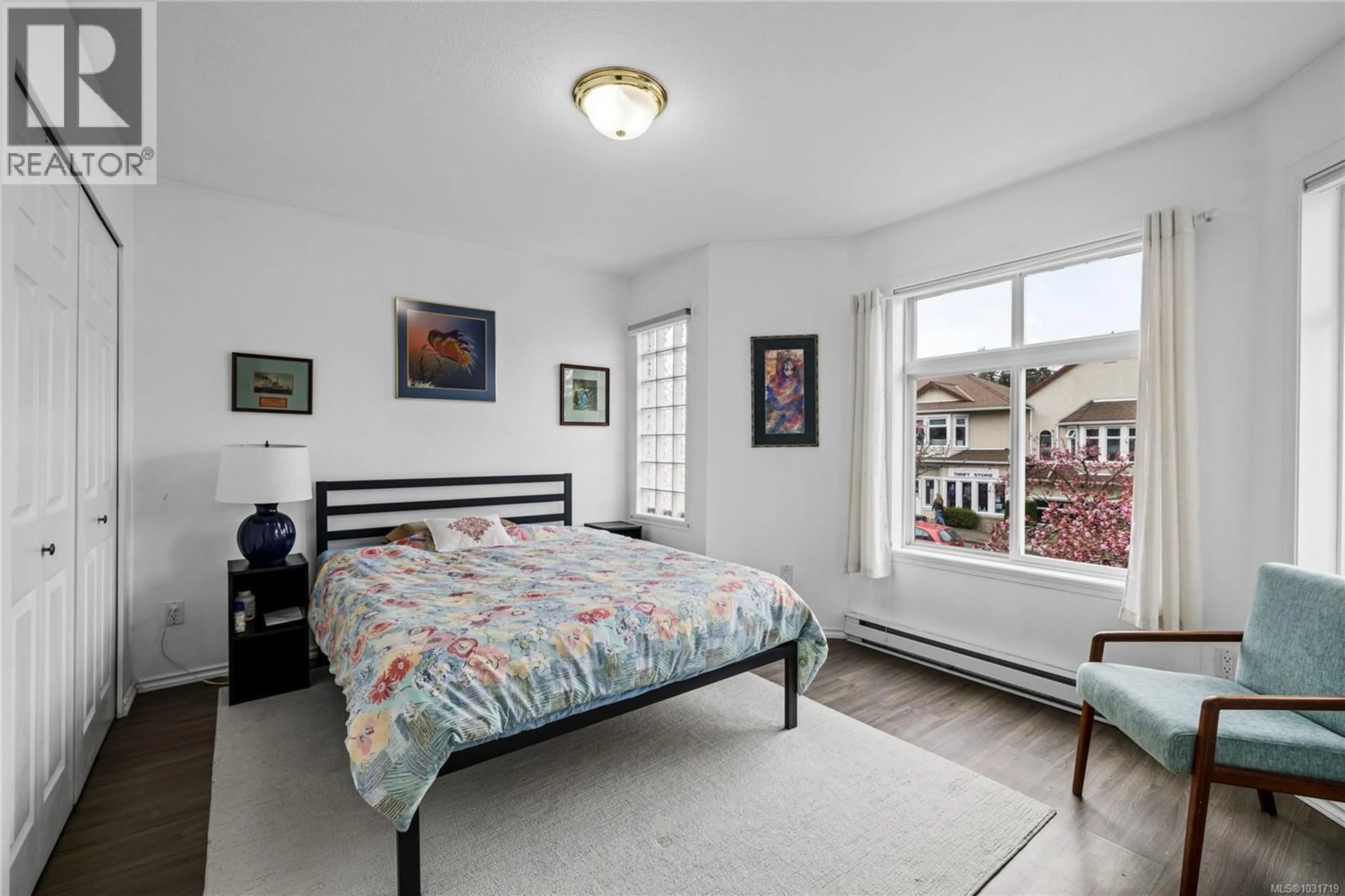 Bedroom with bed, unknown for 4 - 668 BEACH ROAD, Qualicum Beach British Columbia V9K2R1