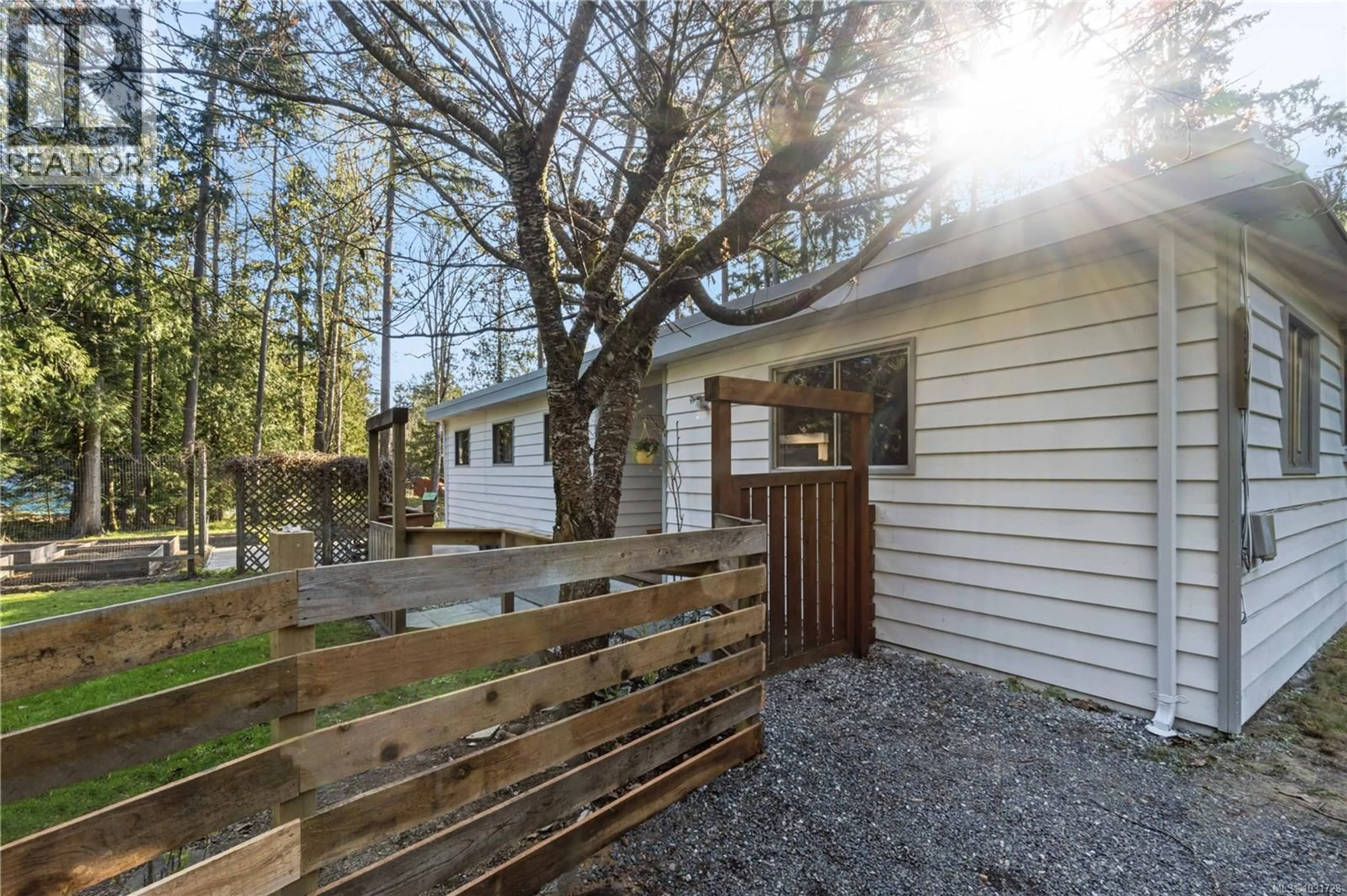 Unknown for 1007 FABRICK DRIVE, Qualicum Beach British Columbia V9K1M9