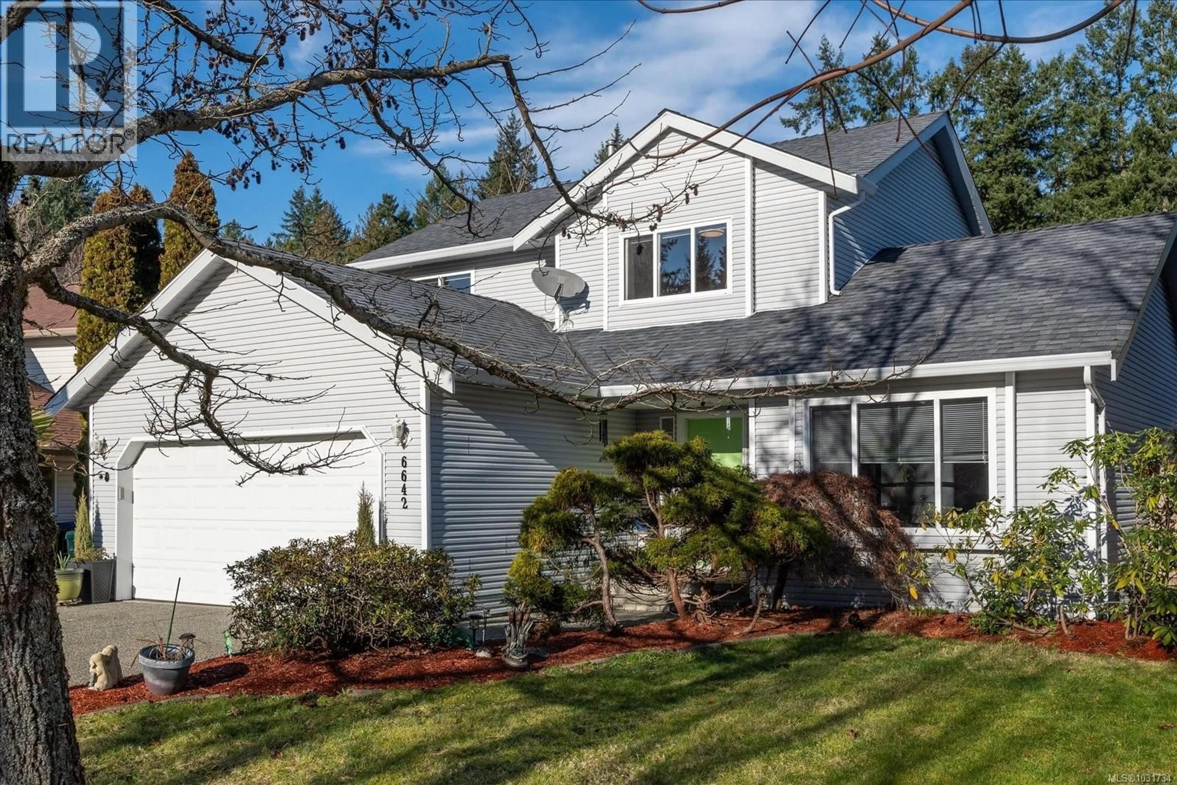 Home with vinyl exterior material, street for 6642 NATHAN ROAD, Nanaimo British Columbia V9T6H7