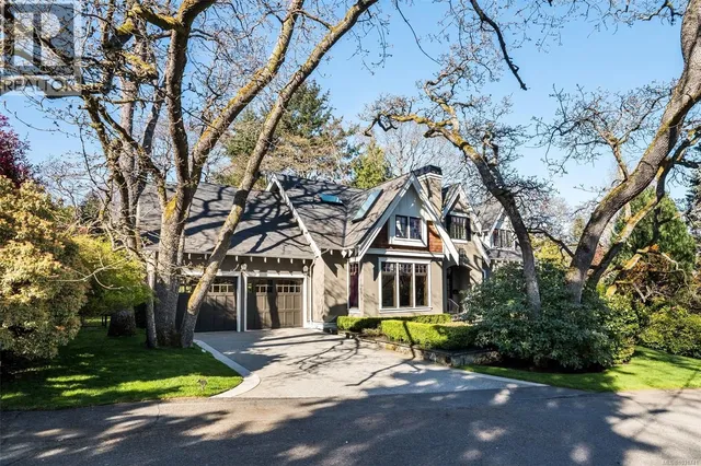 2096 FALKLAND PLACE, Oak Bay 3