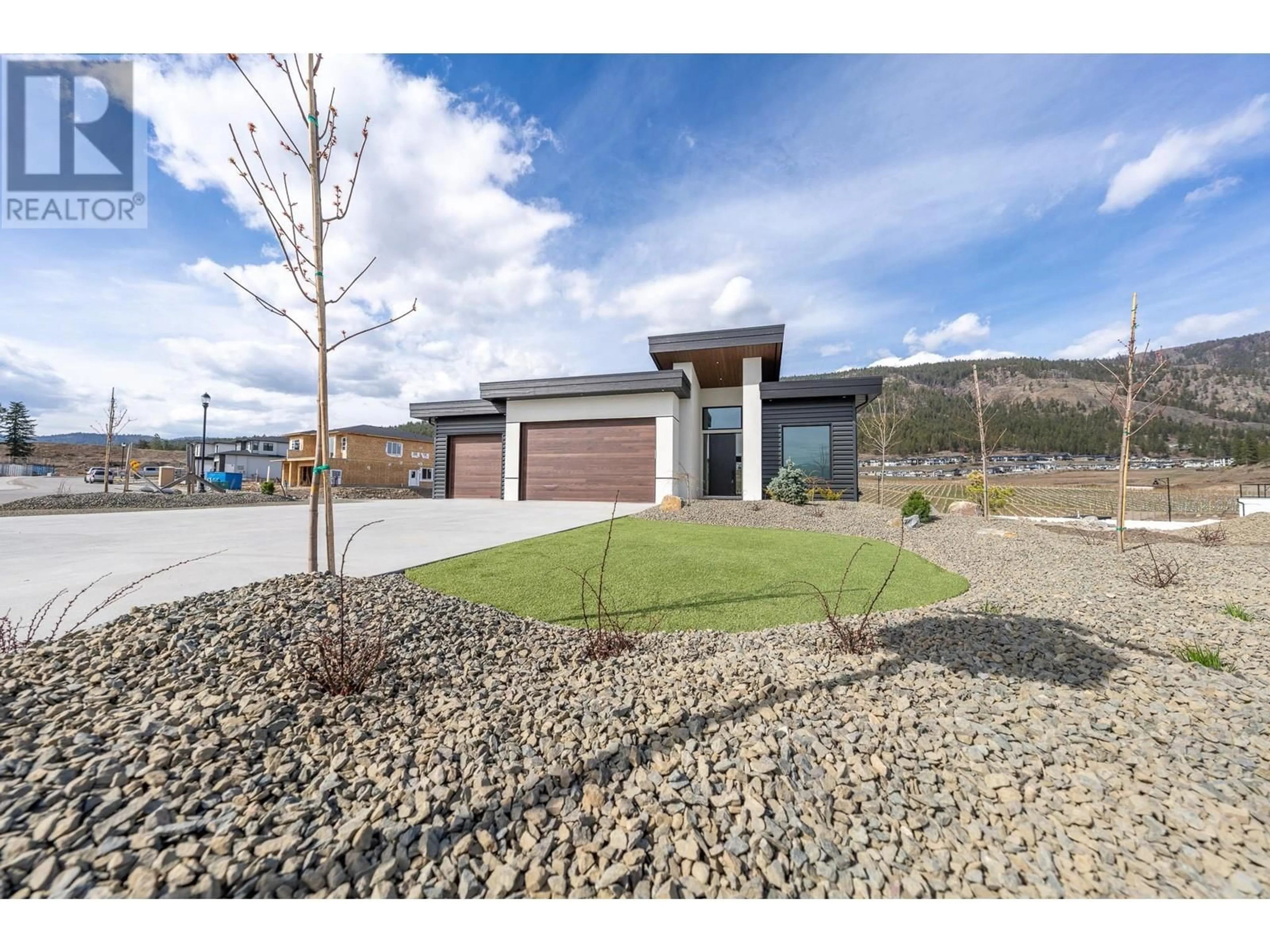 Frontside or backside of a home for 2536 Pinnacle Ridge Drive, West Kelowna British Columbia V4T0E3