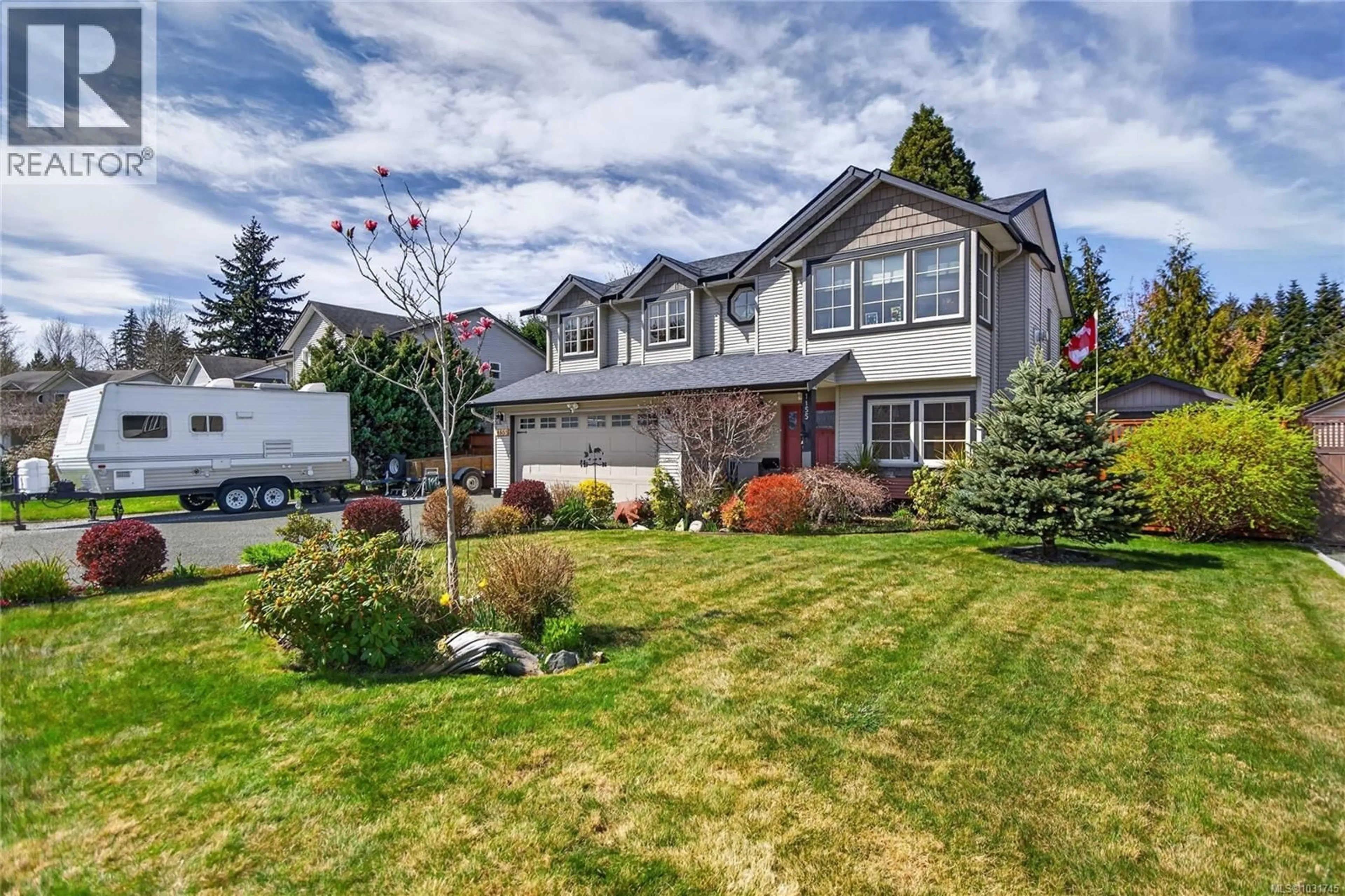 Home with vinyl exterior material, street for 1155 HORNBY PLACE, Courtenay British Columbia V9N8X4