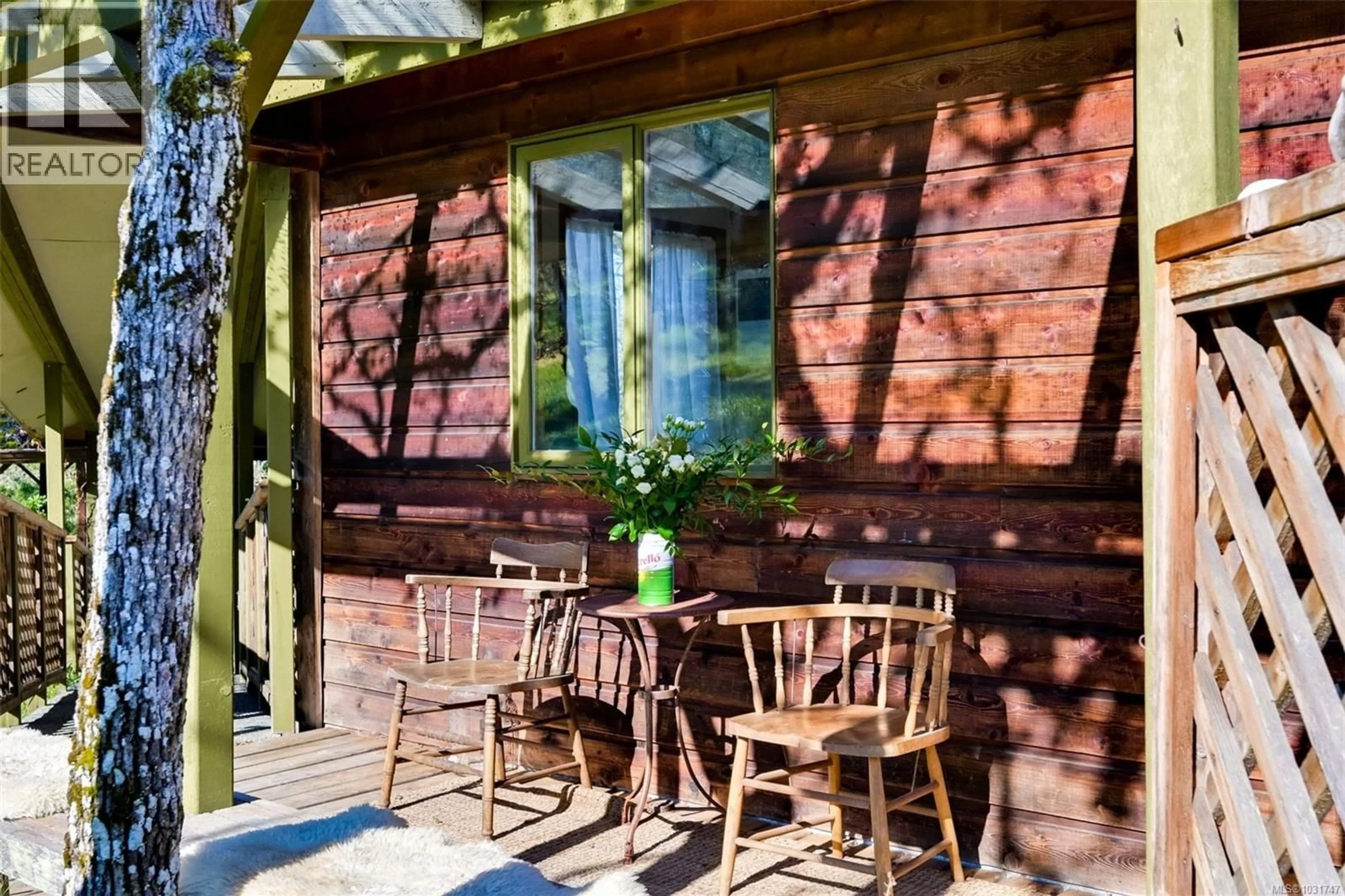 Patio, street for 6587 WEST SAANICH ROAD, Central Saanich British Columbia V8M1W8