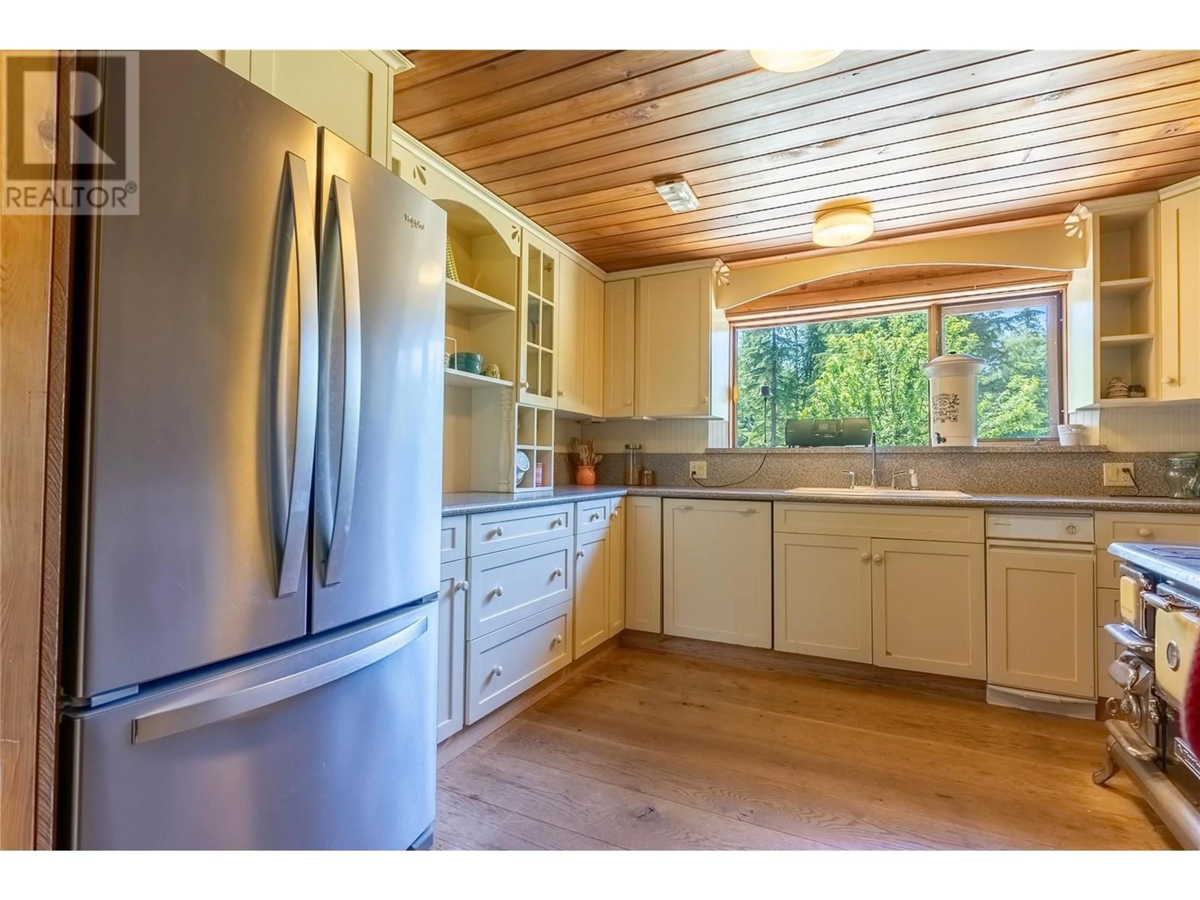 Open concept kitchen, wood/laminate floor for 1415 SEYMOUR RIVER ROAD NORTH, Seymour Arm British Columbia V0E1M0