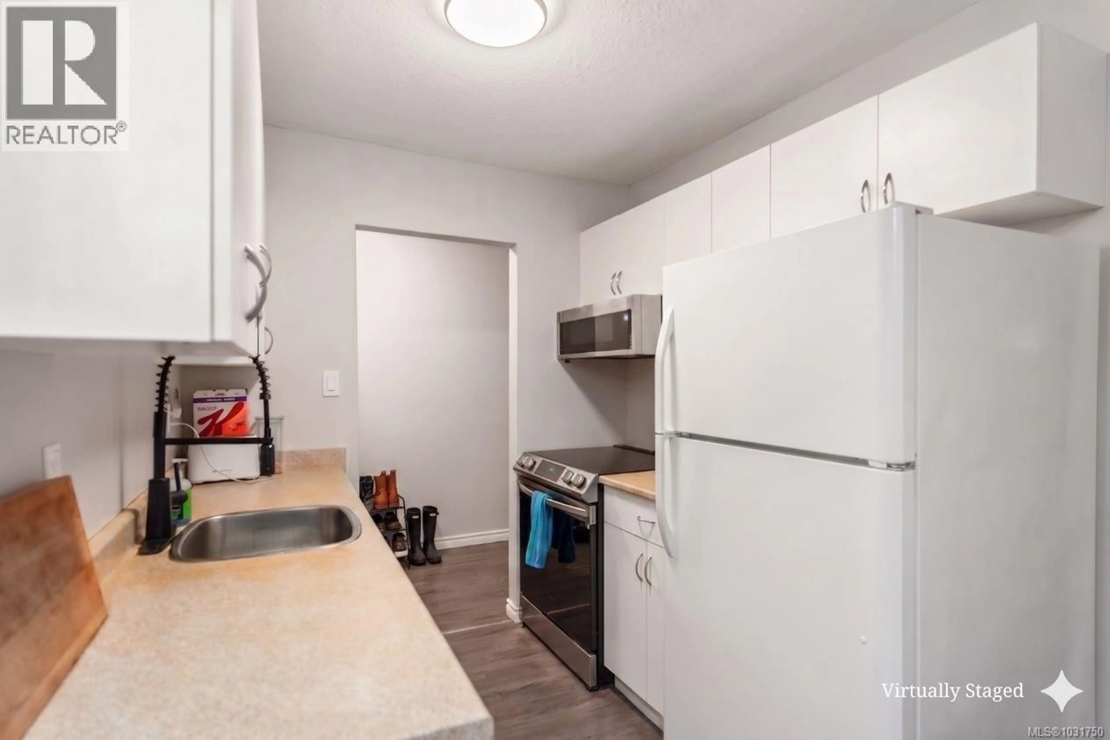 Standard kitchen, unknown for 207 - 848 ESQUIMALT ROAD, Esquimalt British Columbia V9A6W9