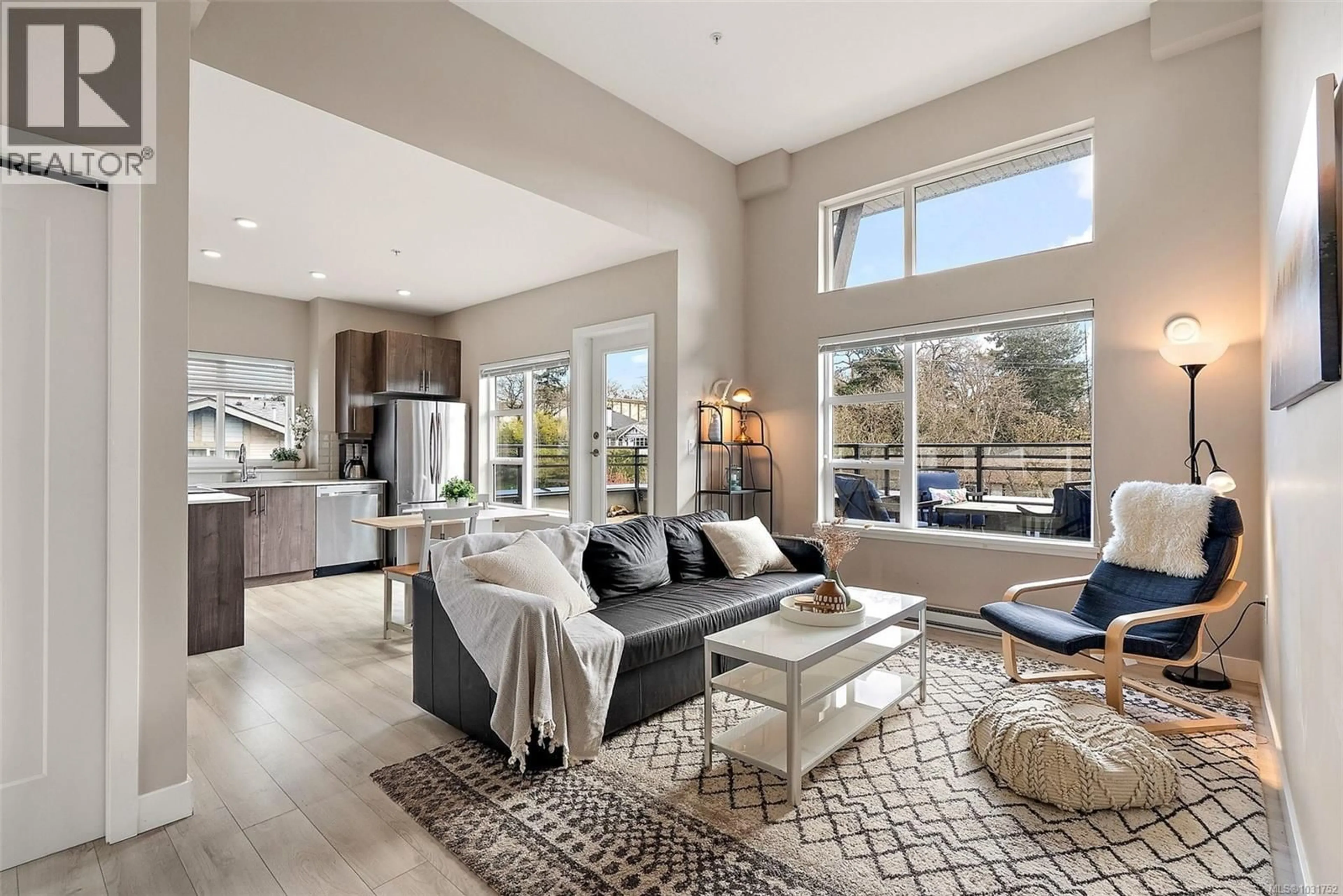 Living room with furniture, unknown for 503 - 1018 INVERNESS ROAD, Saanich British Columbia V8X2S1