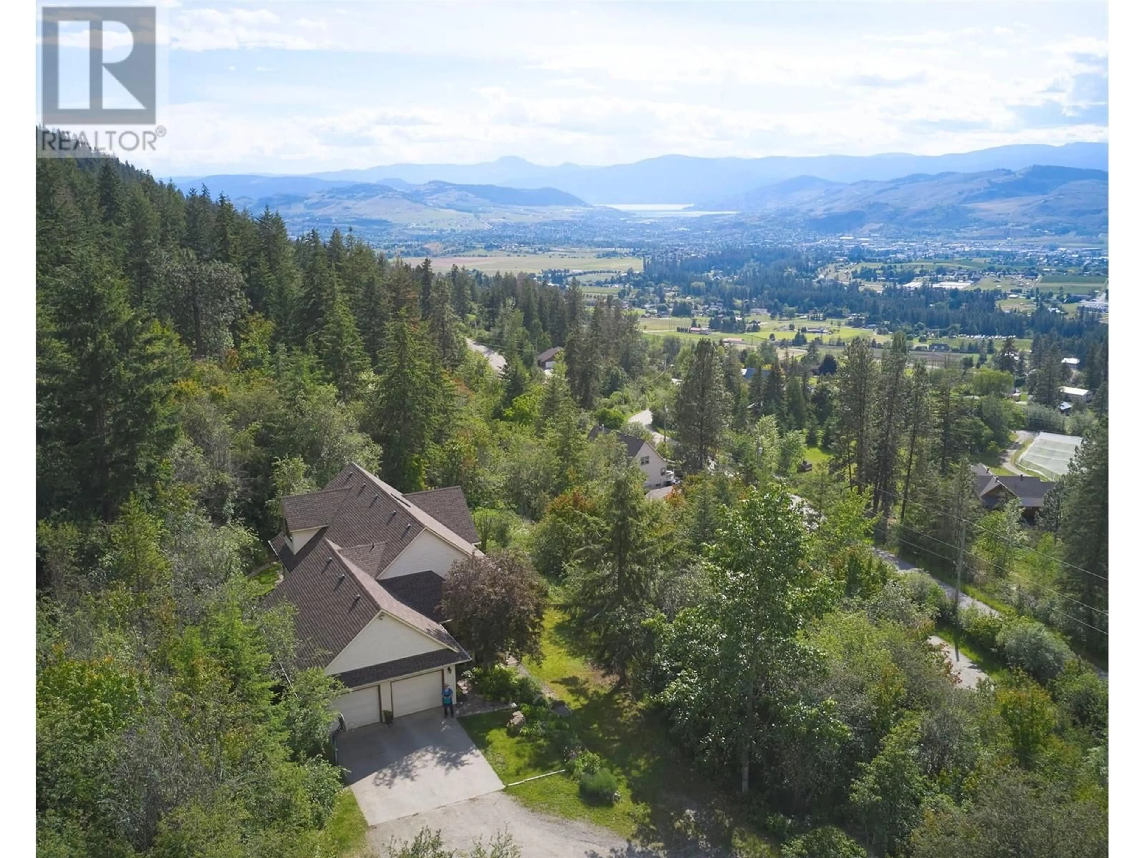 Outside view for 5600 Hartnell Road, Vernon British Columbia V1B3J4