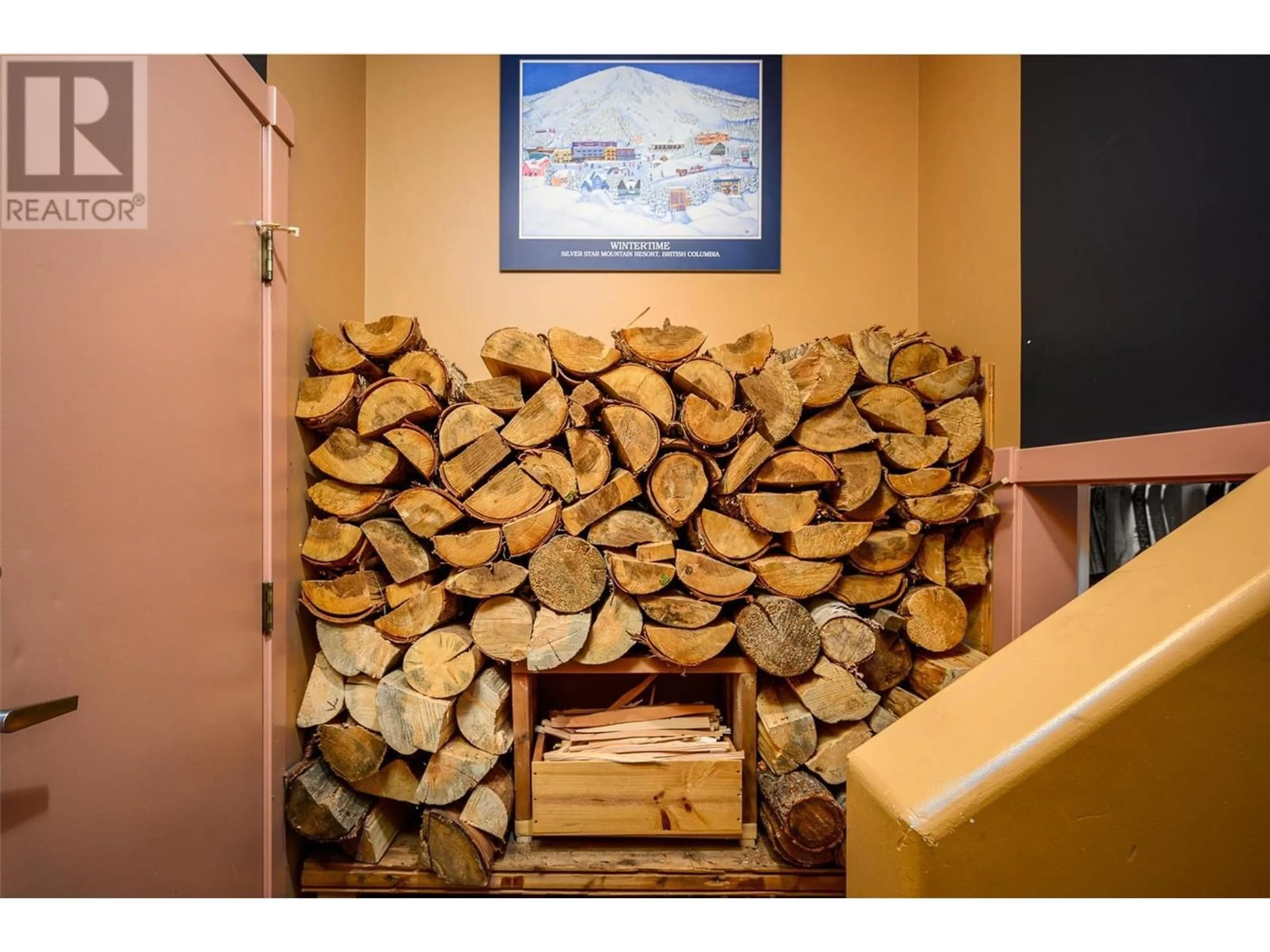 Unknown for 205 MONASHEE ROAD, Silver Star British Columbia V1B3M1