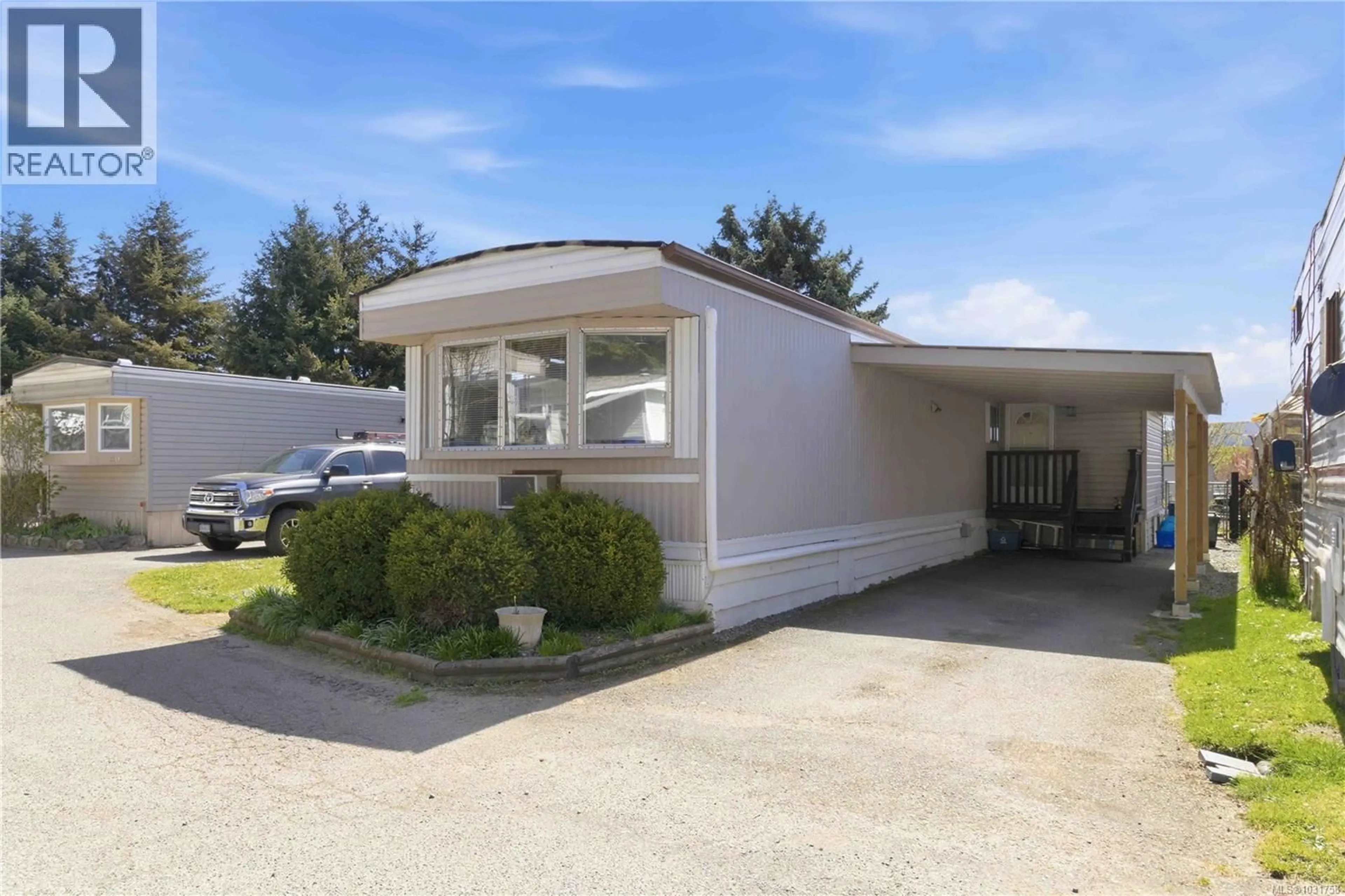 Home with vinyl exterior material, street for 48 - 2847 SOOKE LAKE ROAD, Langford British Columbia V9B4P8