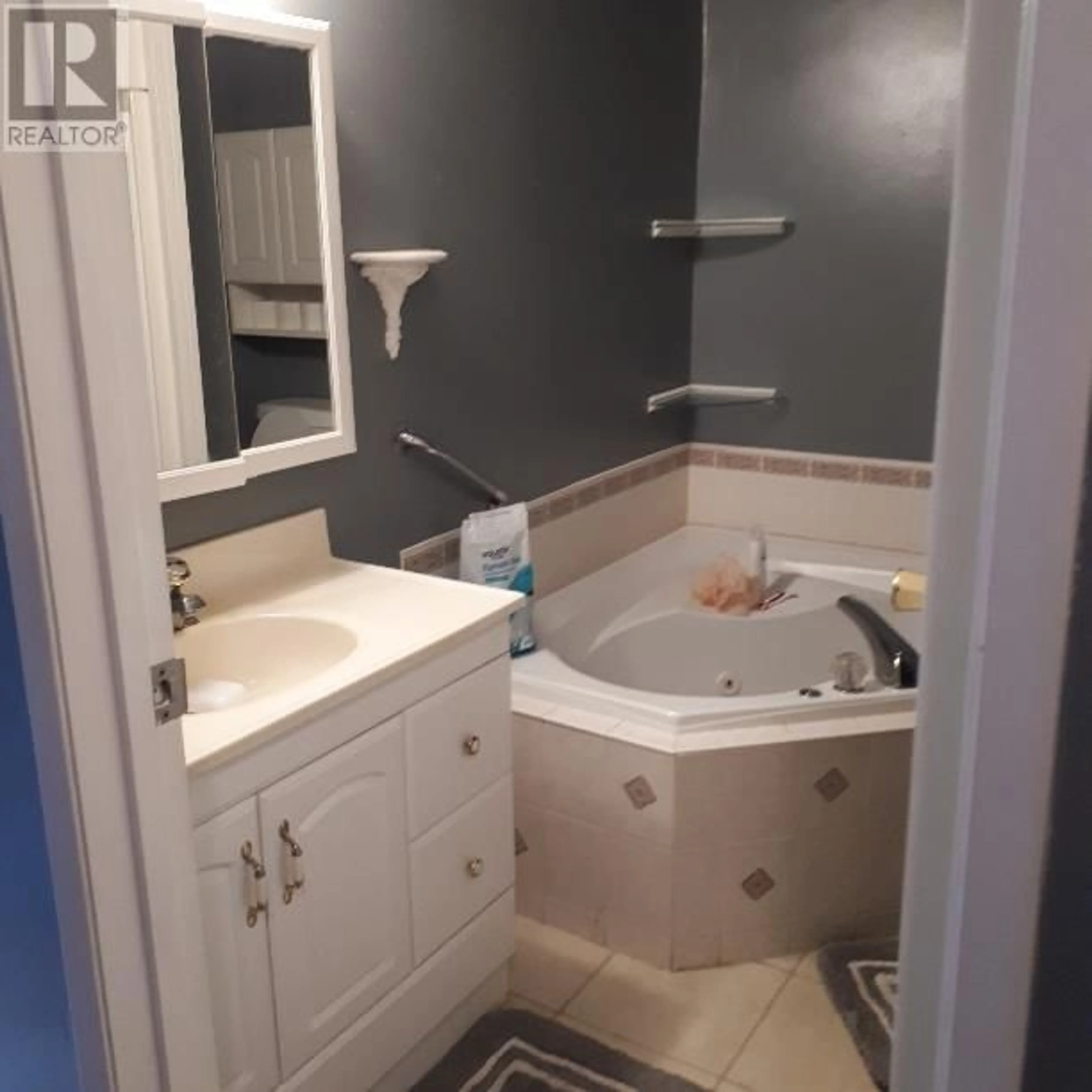 Bathroom, not visible floor for 286 Green Avenue W Unit# 106, Penticton British Columbia V2A3T2