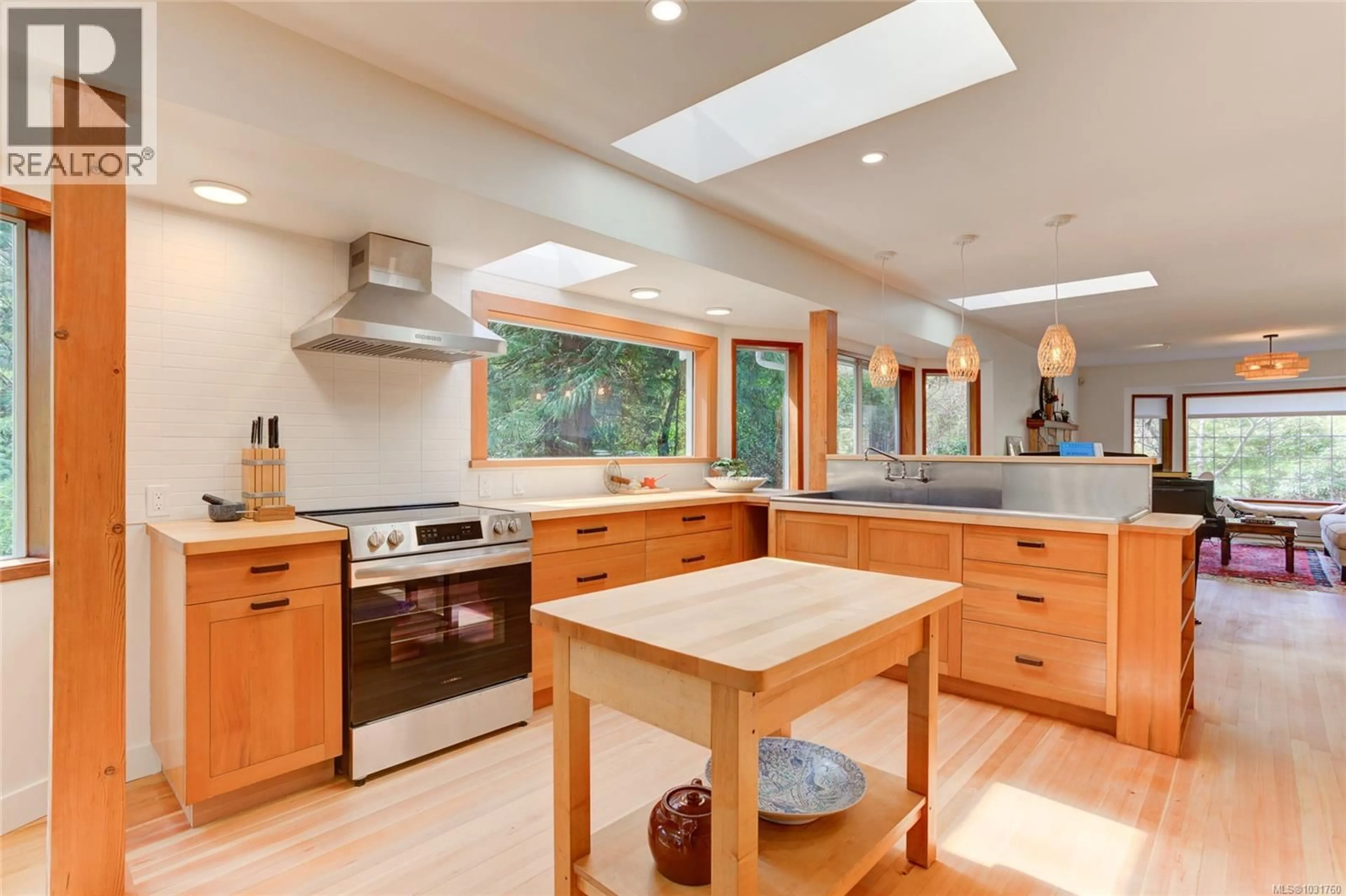 Open concept kitchen, unknown for 4773 FAIRBRIDGE DRIVE, Duncan British Columbia V9L6N9