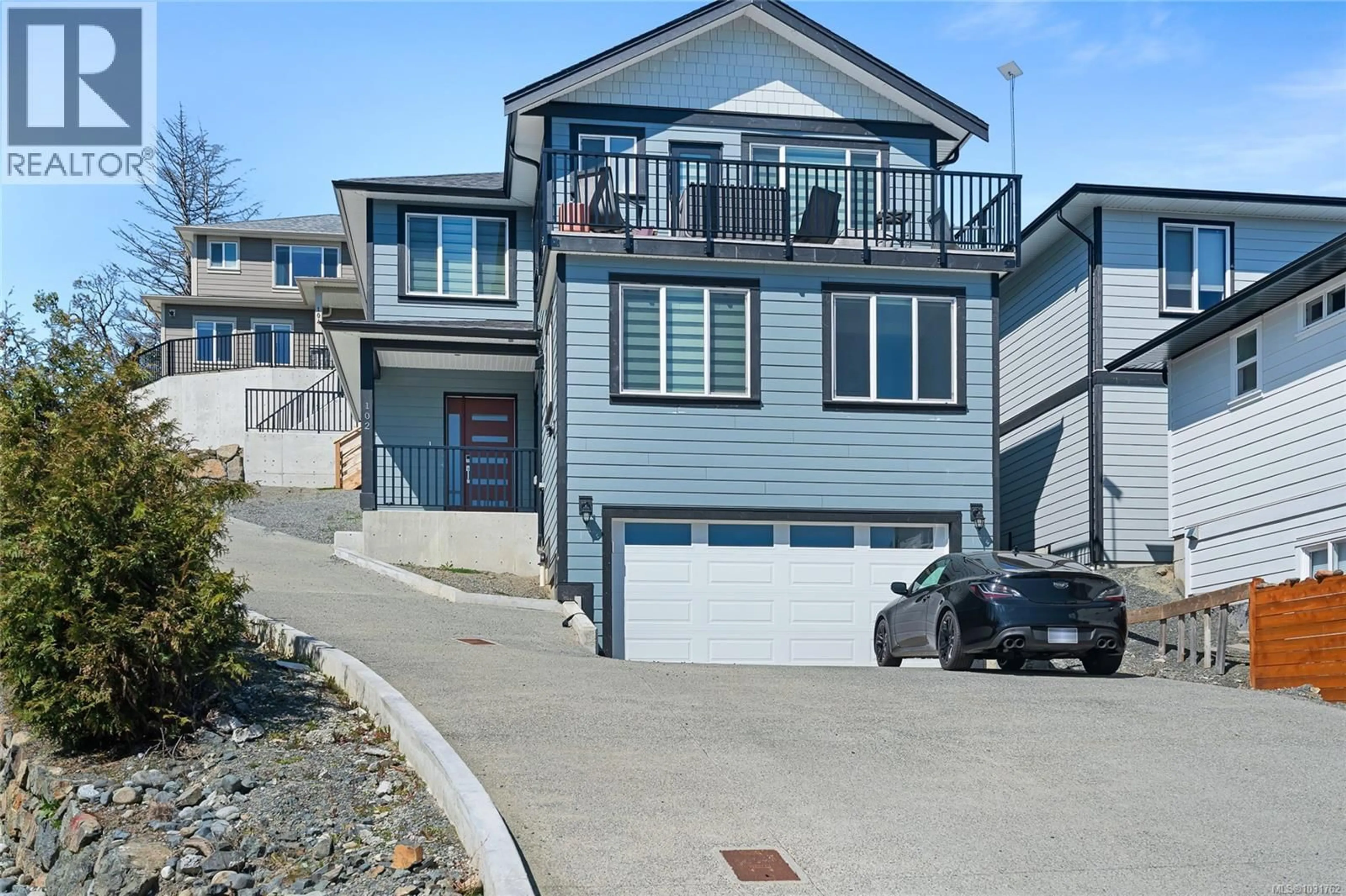 Home with vinyl exterior material, street for 102 LINMARK WAY, Nanaimo British Columbia V9T0K5