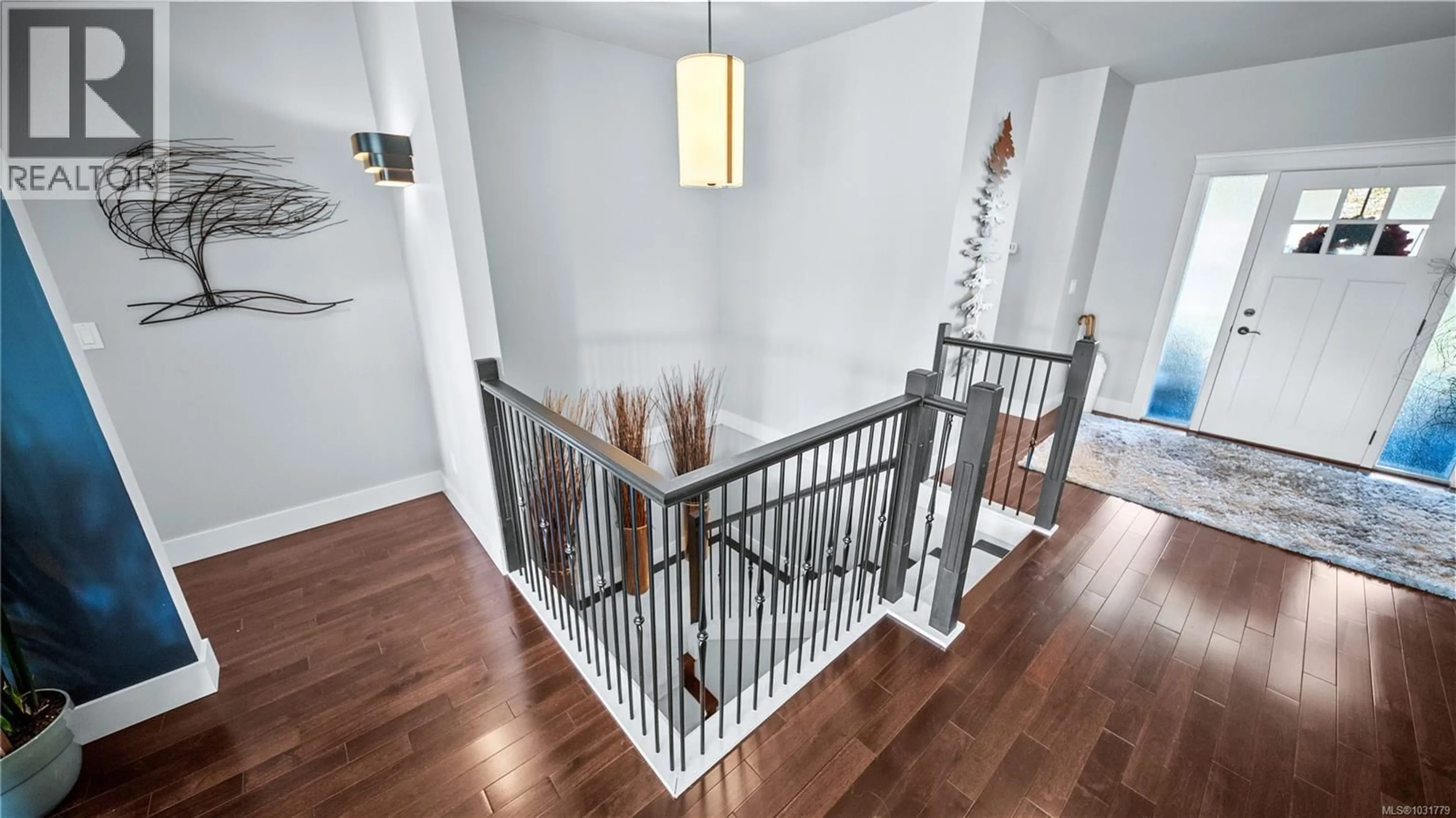 Indoor foyer for 7275 MUGFORD'S LANDING, Sooke British Columbia V9Z1M8