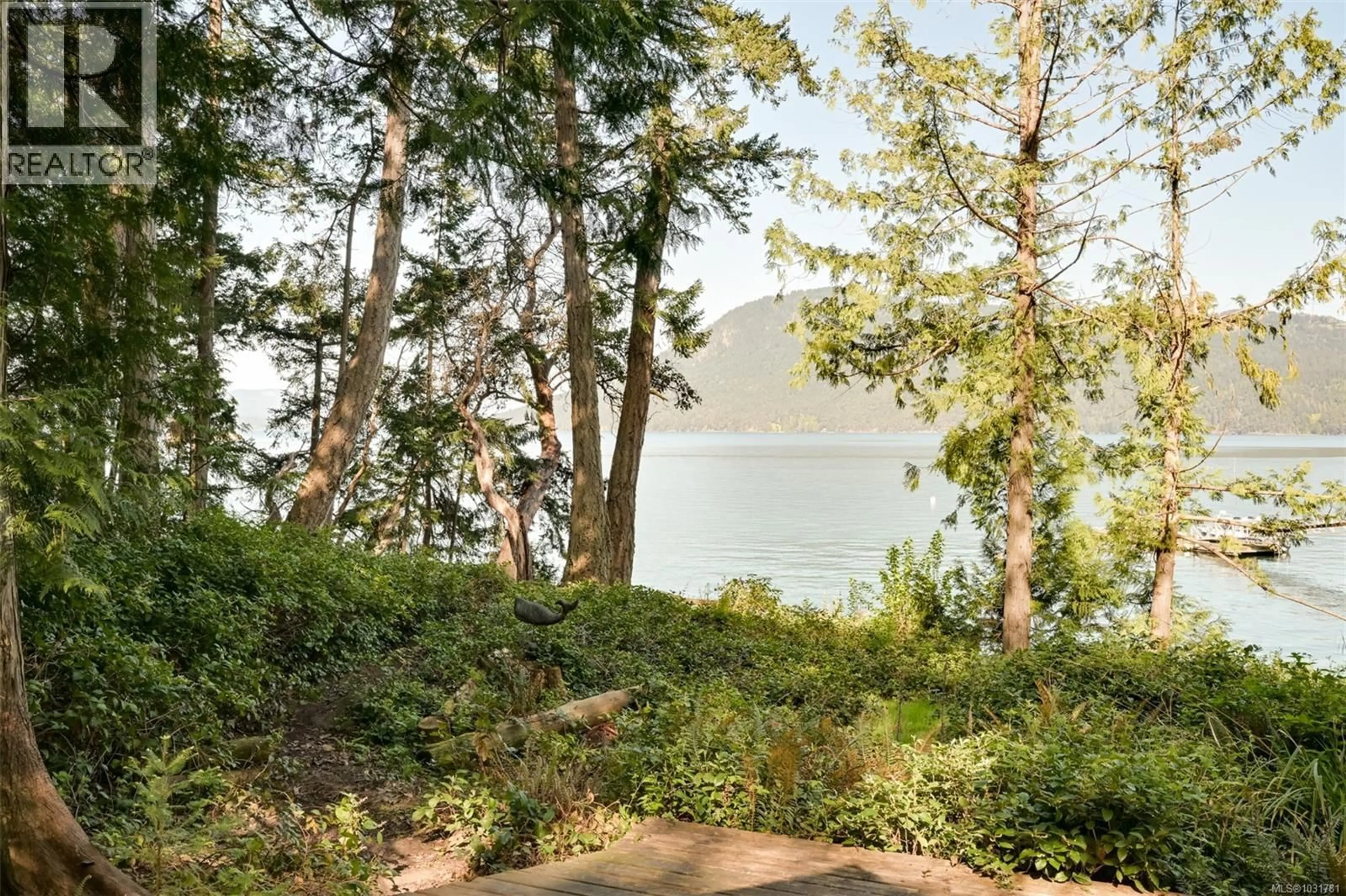 Patio, forest/trees view for 90 MCKENZIE CRESCENT, Piers Island British Columbia V8L5Y7