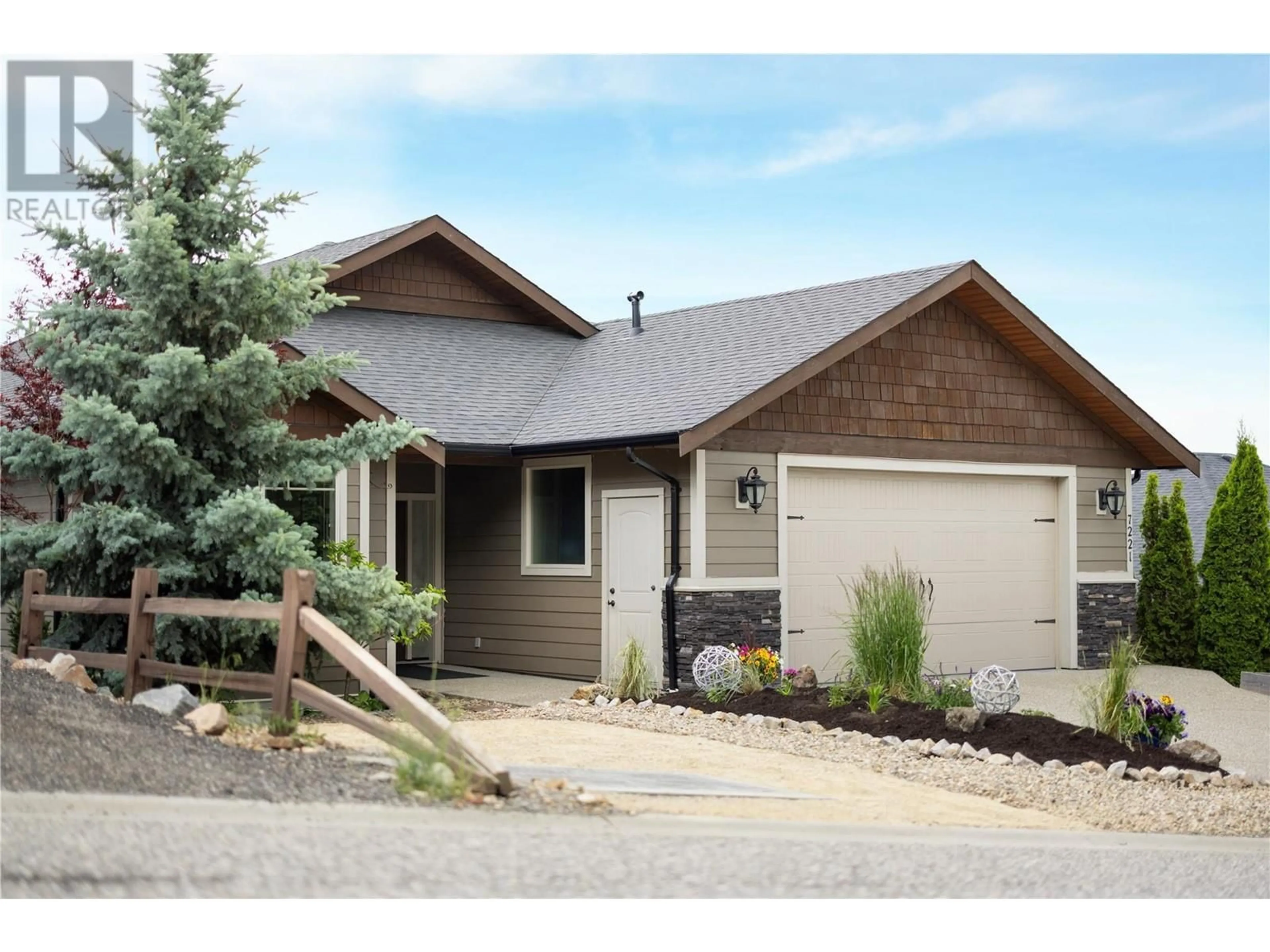 Frontside or backside of a home for 7221 Silver Ridge Drive, Vernon British Columbia V1B4C6