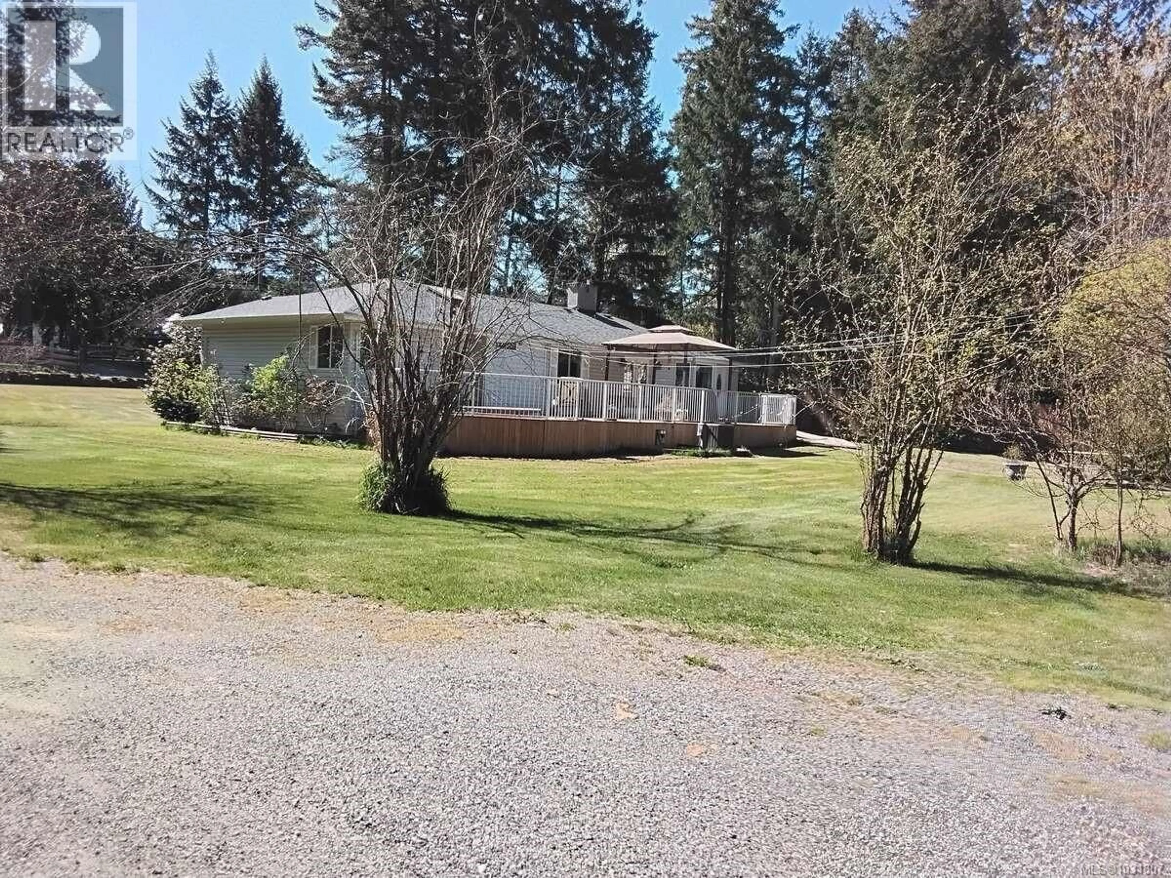 A pic from outside/outdoor area/front of a property/back of a property/a pic from drone, unknown for 4759 YELLOW POINT ROAD, Ladysmith British Columbia V9G1H2