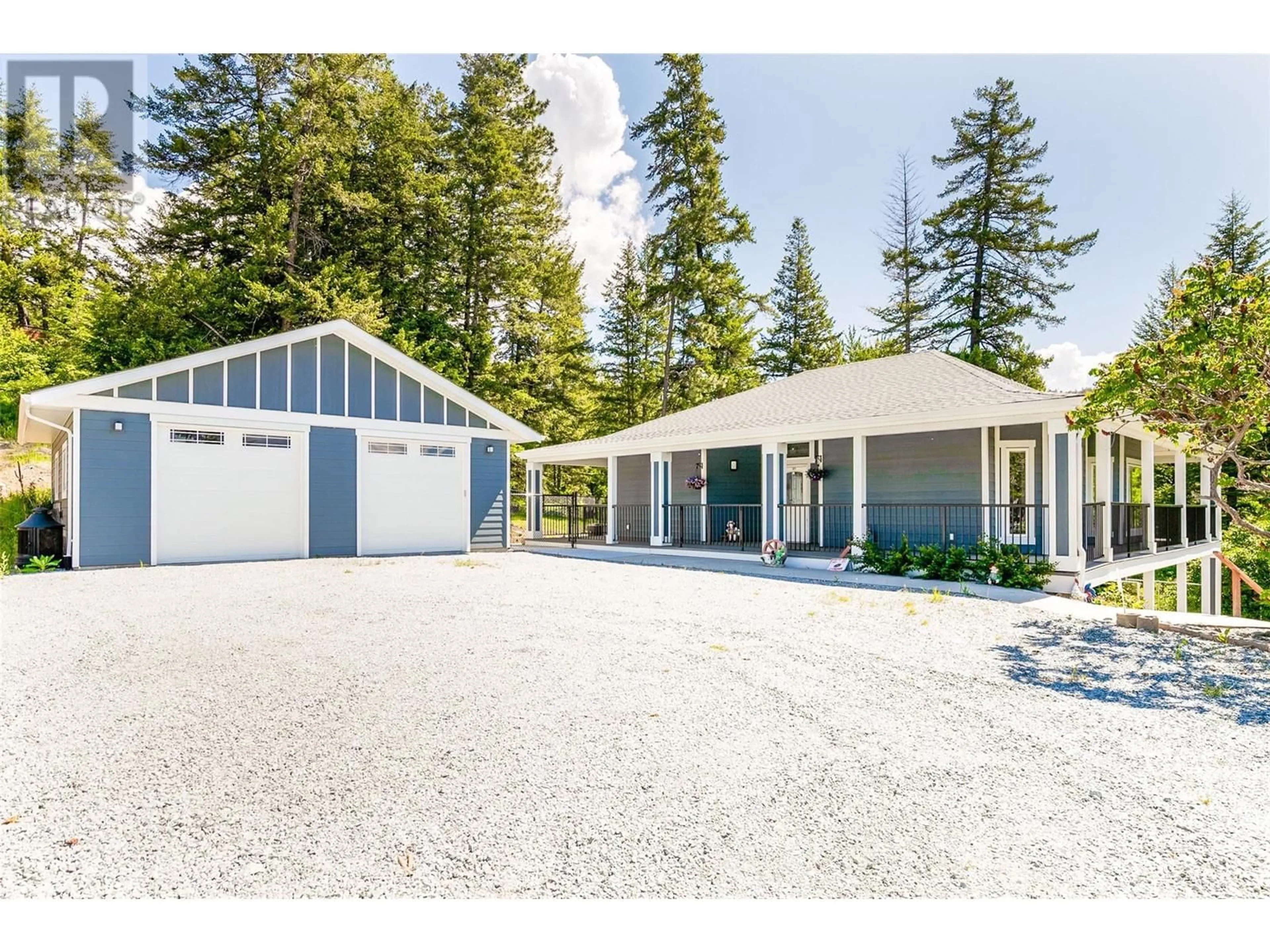 Home with vinyl exterior material for 5615 Goudie Road, Kelowna British Columbia V1P1H6