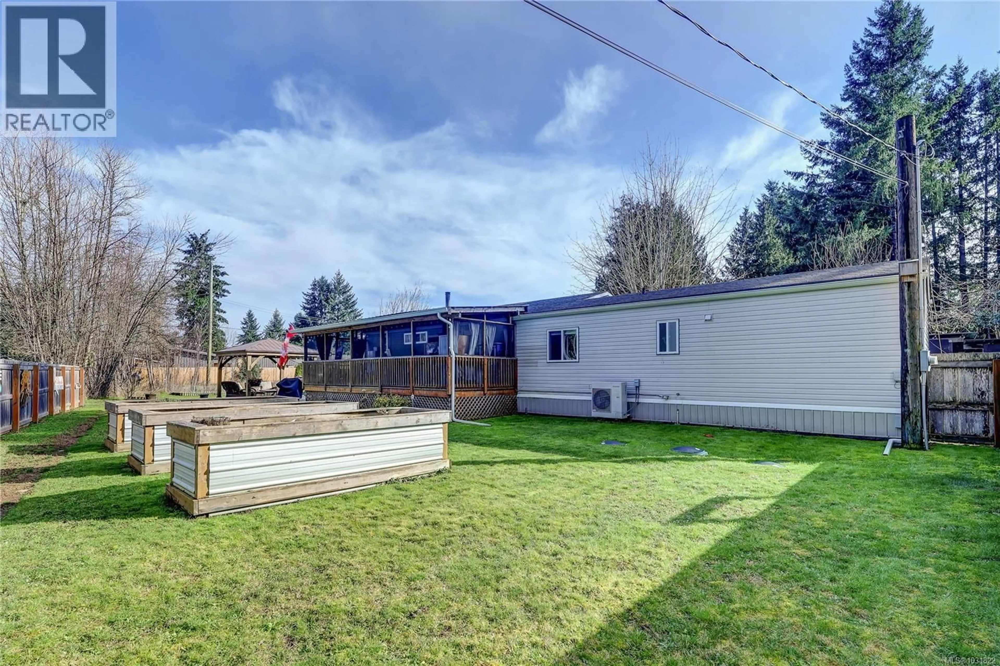 A pic from outside/outdoor area/front of a property/back of a property/a pic from drone, unknown for 2339 GOULD ROAD EAST, Nanaimo British Columbia V9X1K1