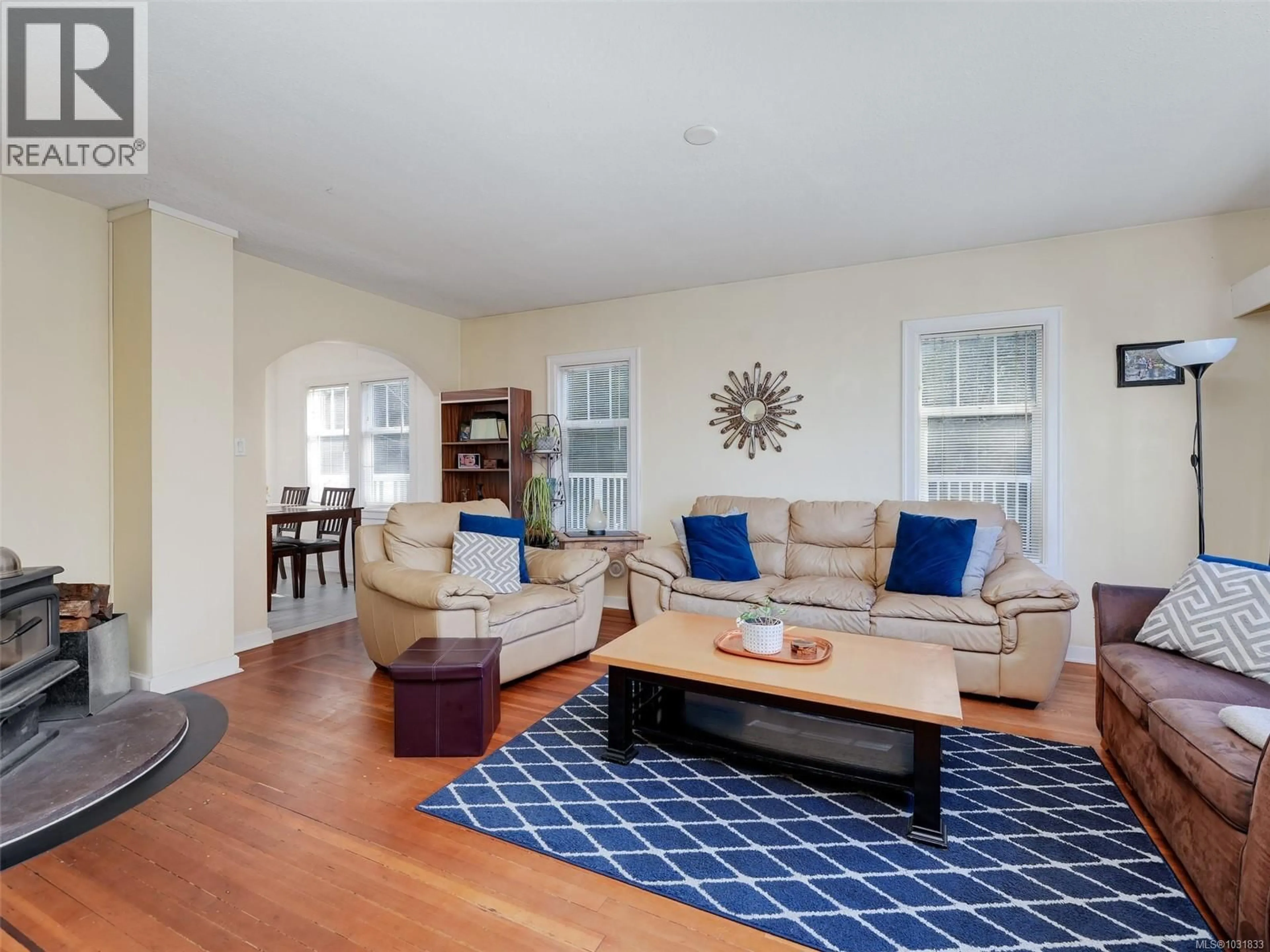 Living room with furniture, wood/laminate floor for 8996 WEST COAST ROAD, Sooke British Columbia V9Z1G2