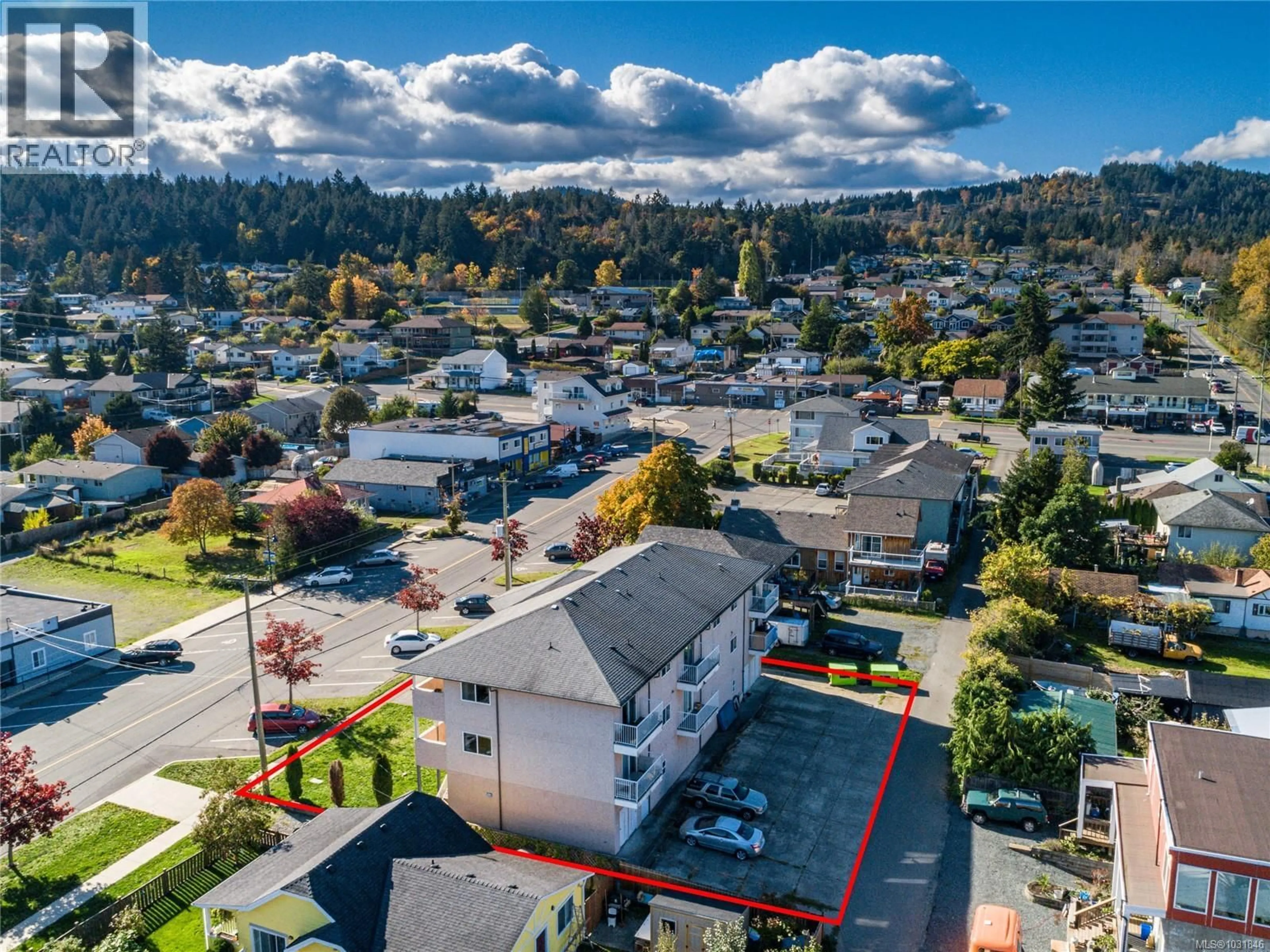 A pic from outside/outdoor area/front of a property/back of a property/a pic from drone, street for 1 - 1587 JOAN AVENUE, Crofton British Columbia V0R1R0
